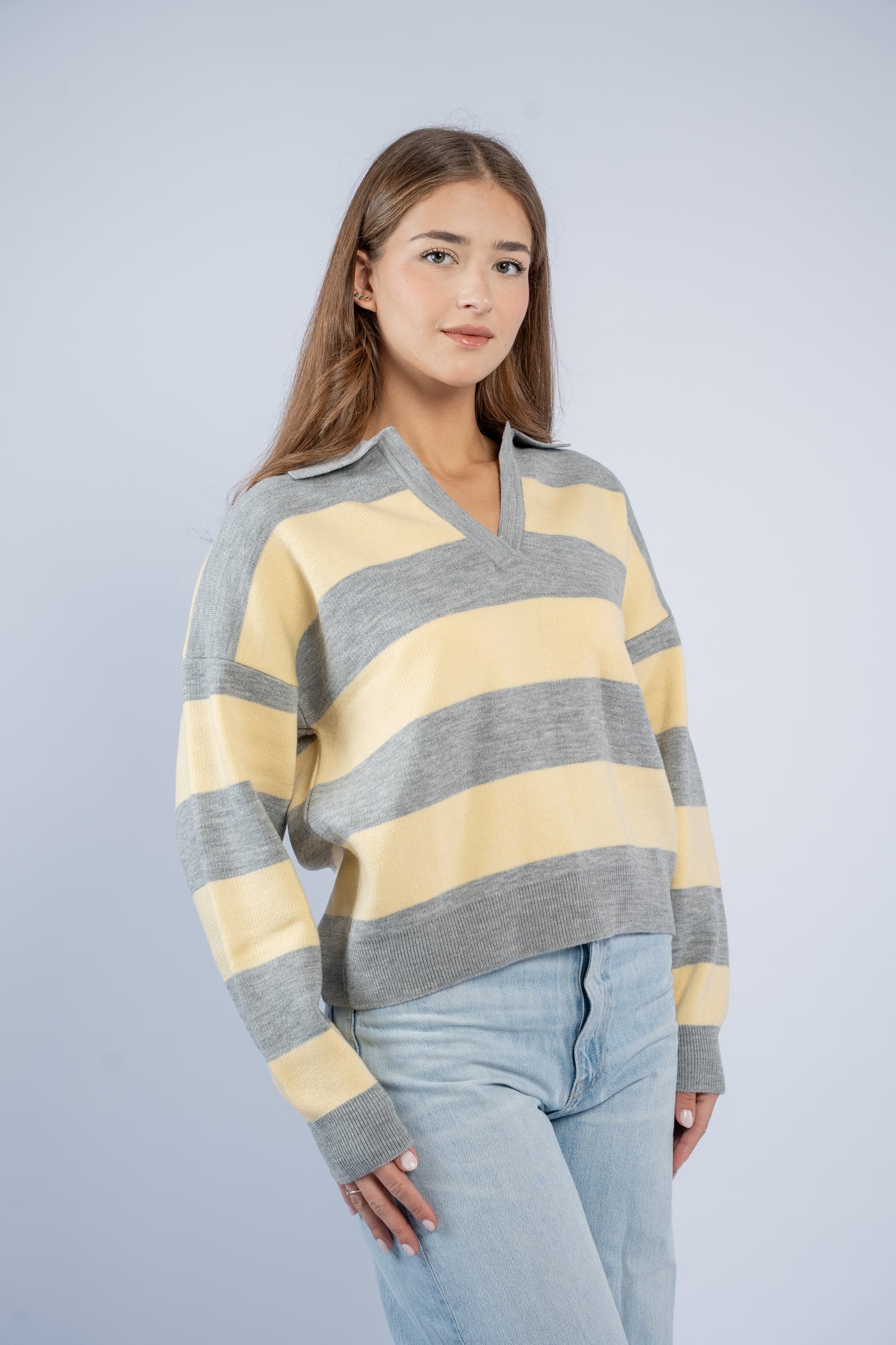 Two- tone knit polo