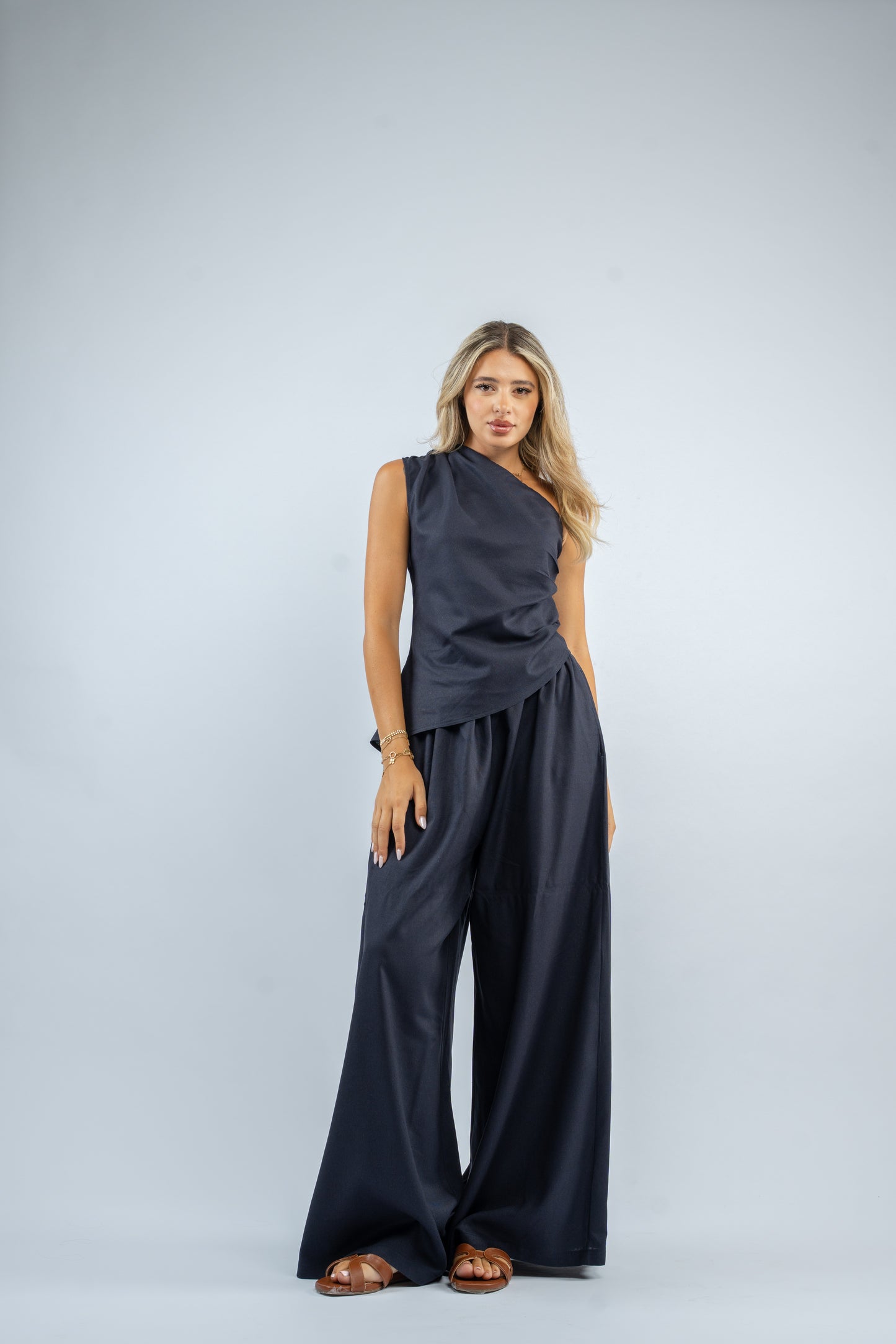 One shoulder linen set