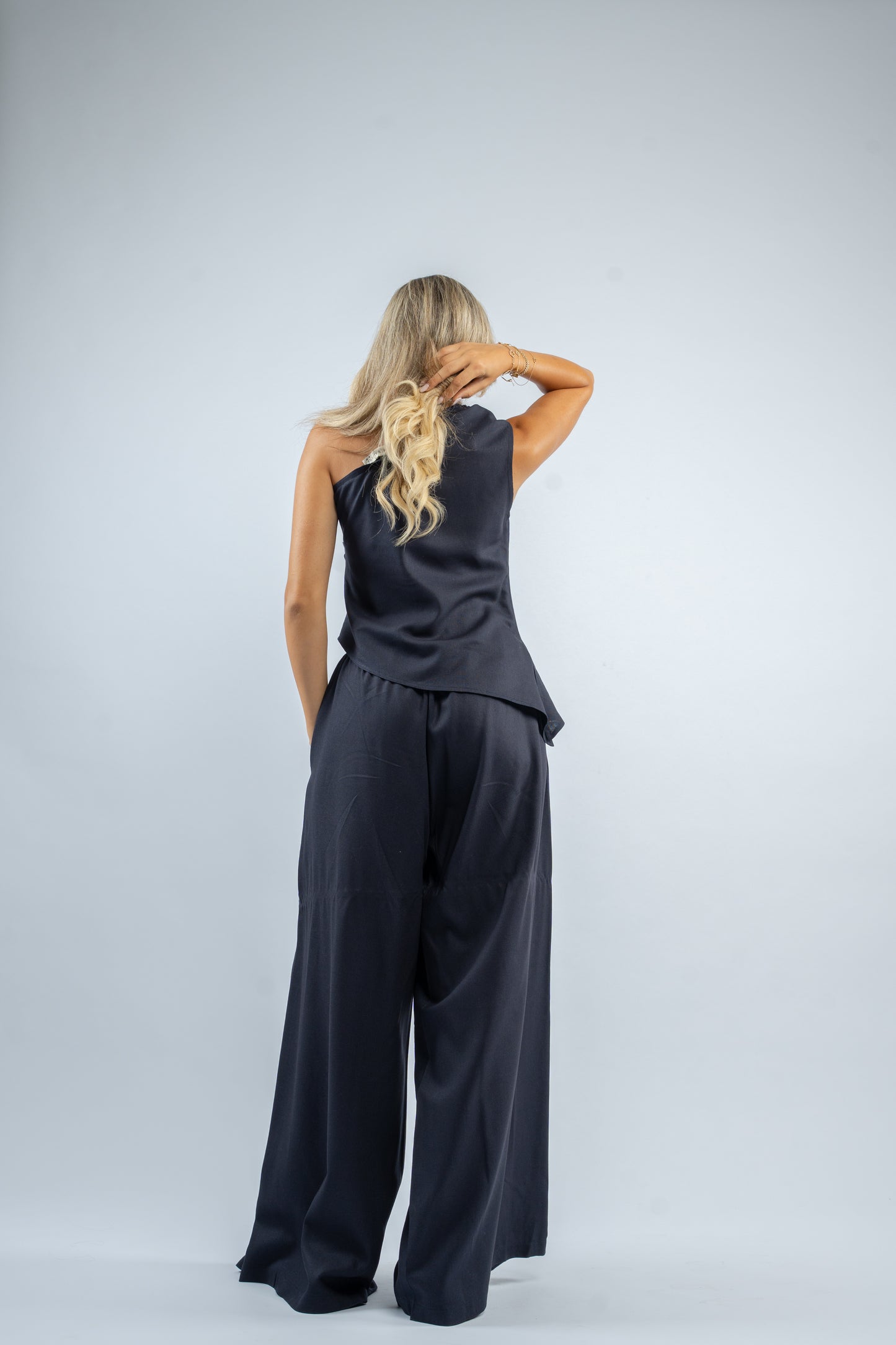 One shoulder linen set