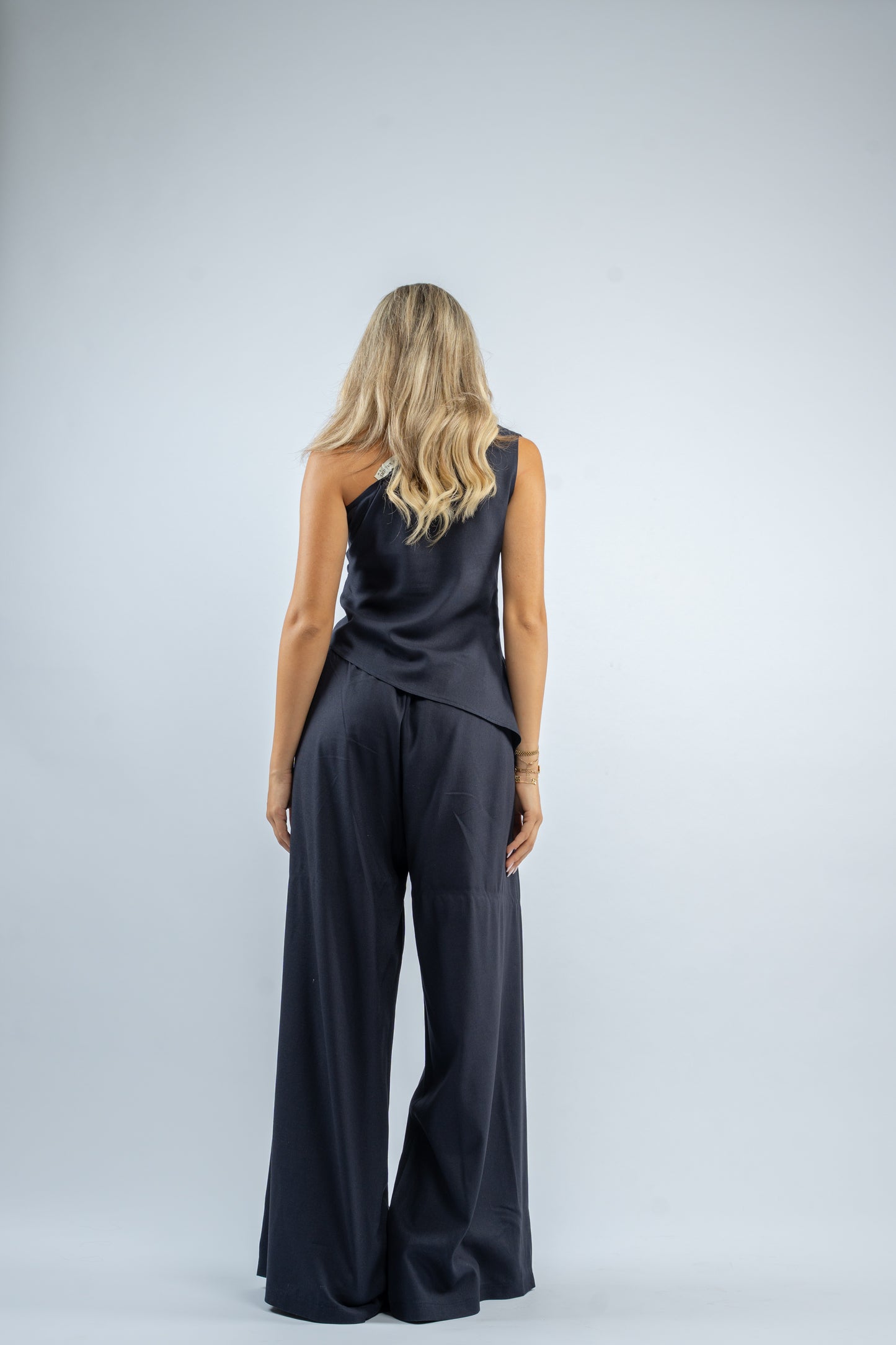 One shoulder linen set