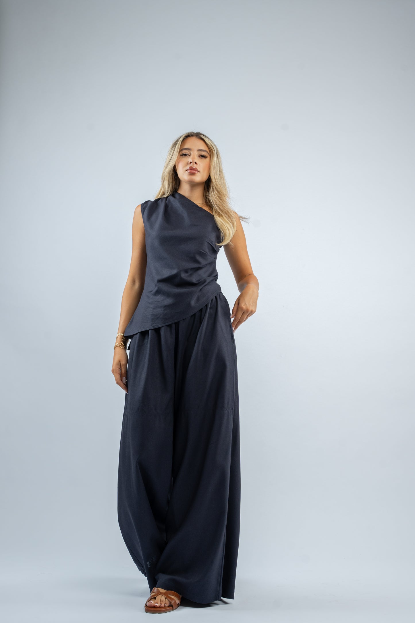 One shoulder linen set