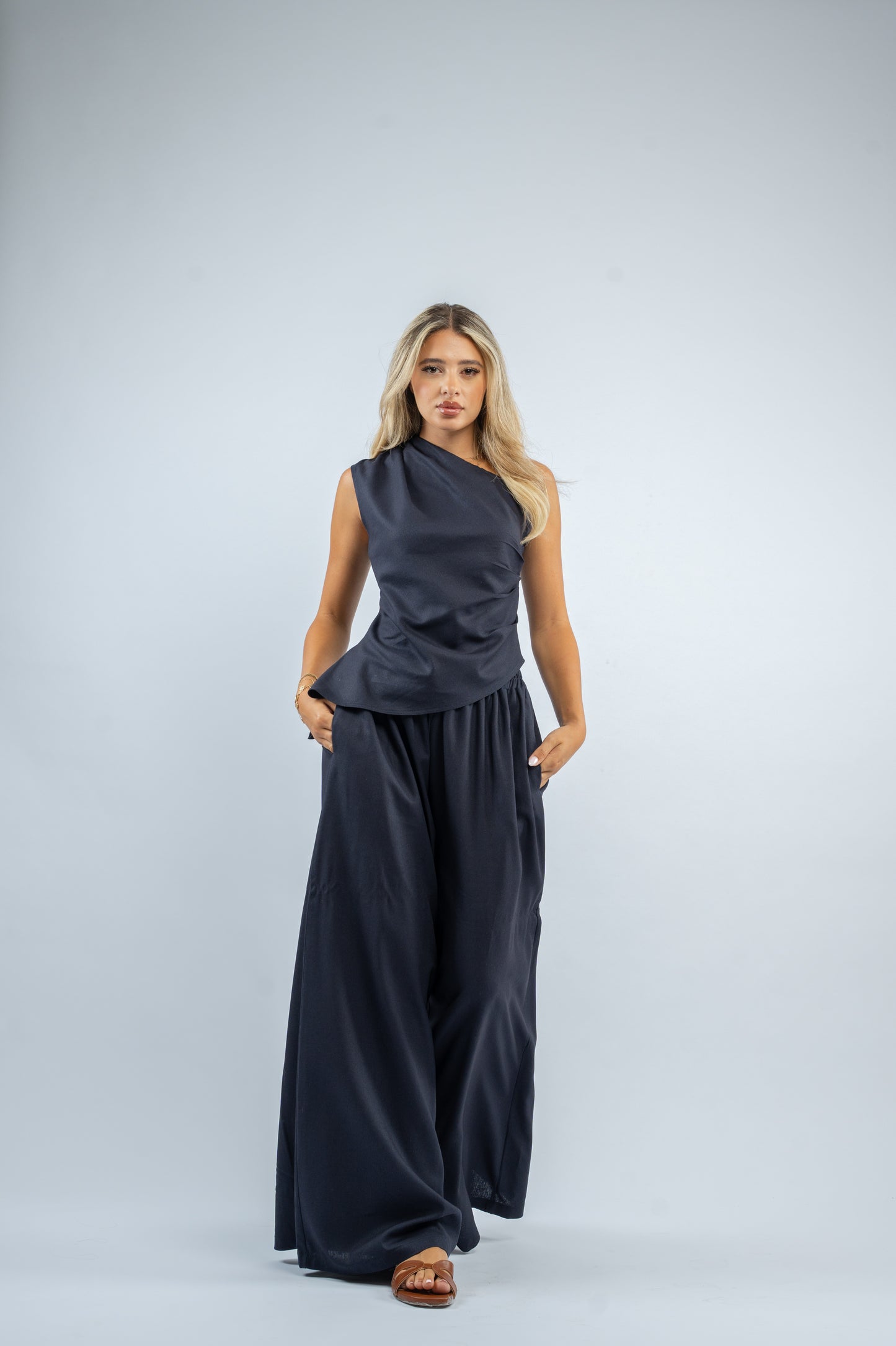 One shoulder linen set