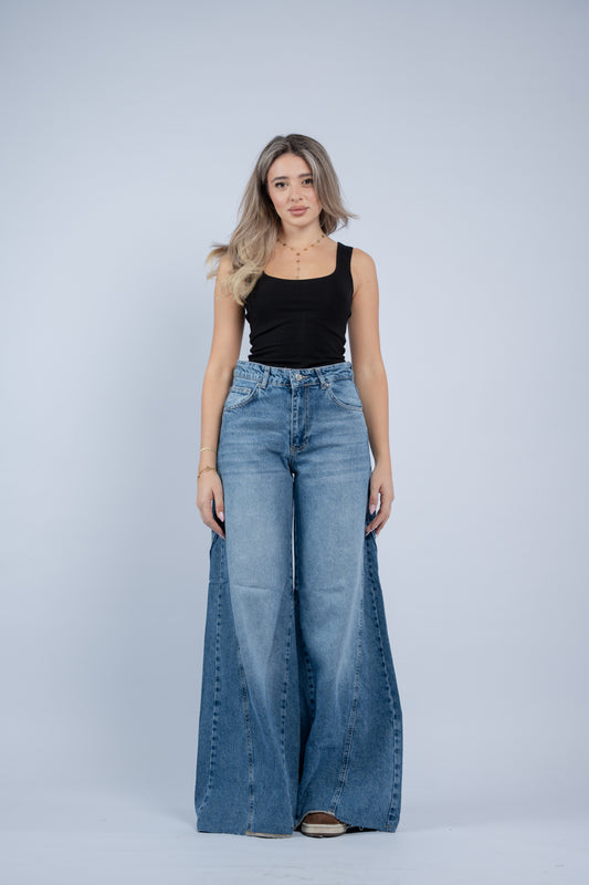 Extra wide- leg jeans