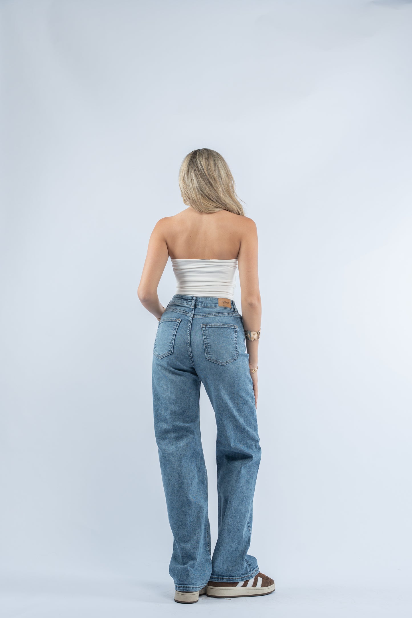 Classic straight jeans