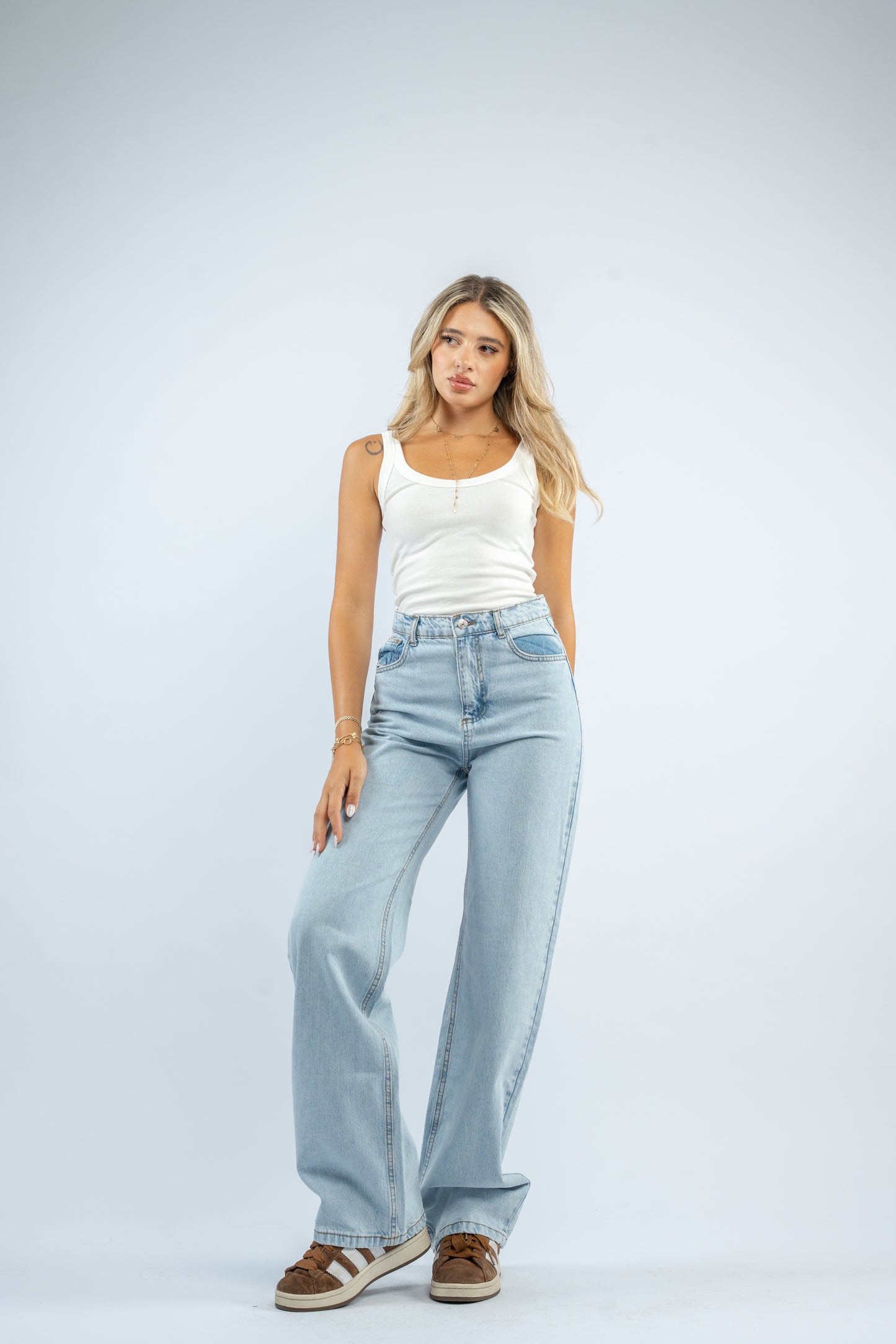 Straight jeans