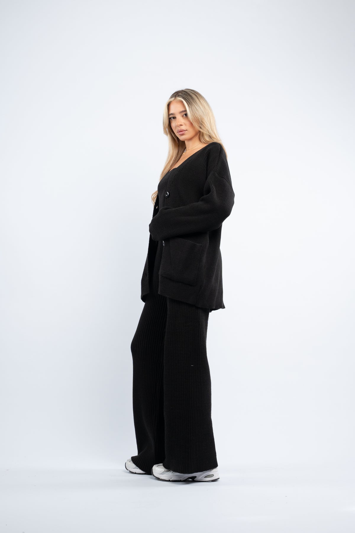 Three- piece wool set