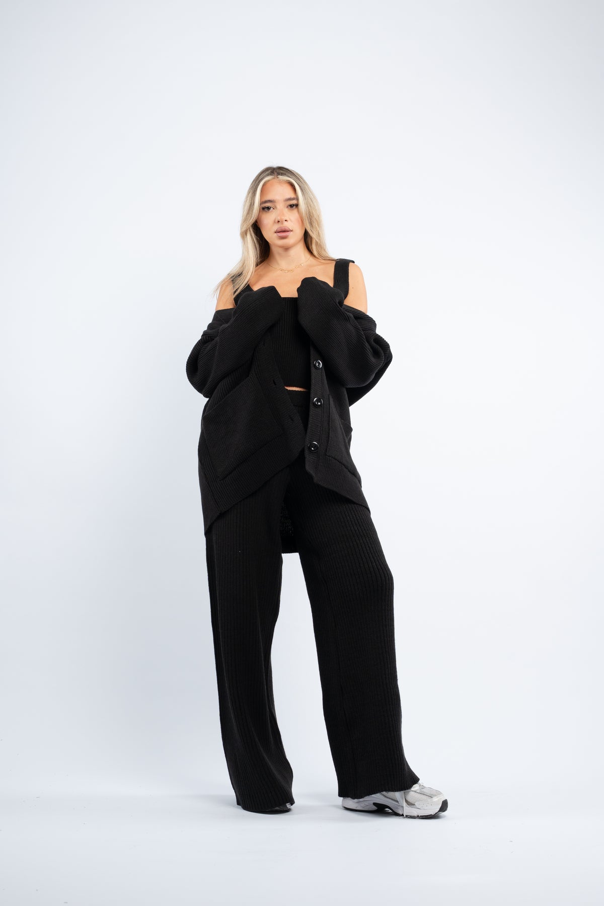 Three- piece wool set