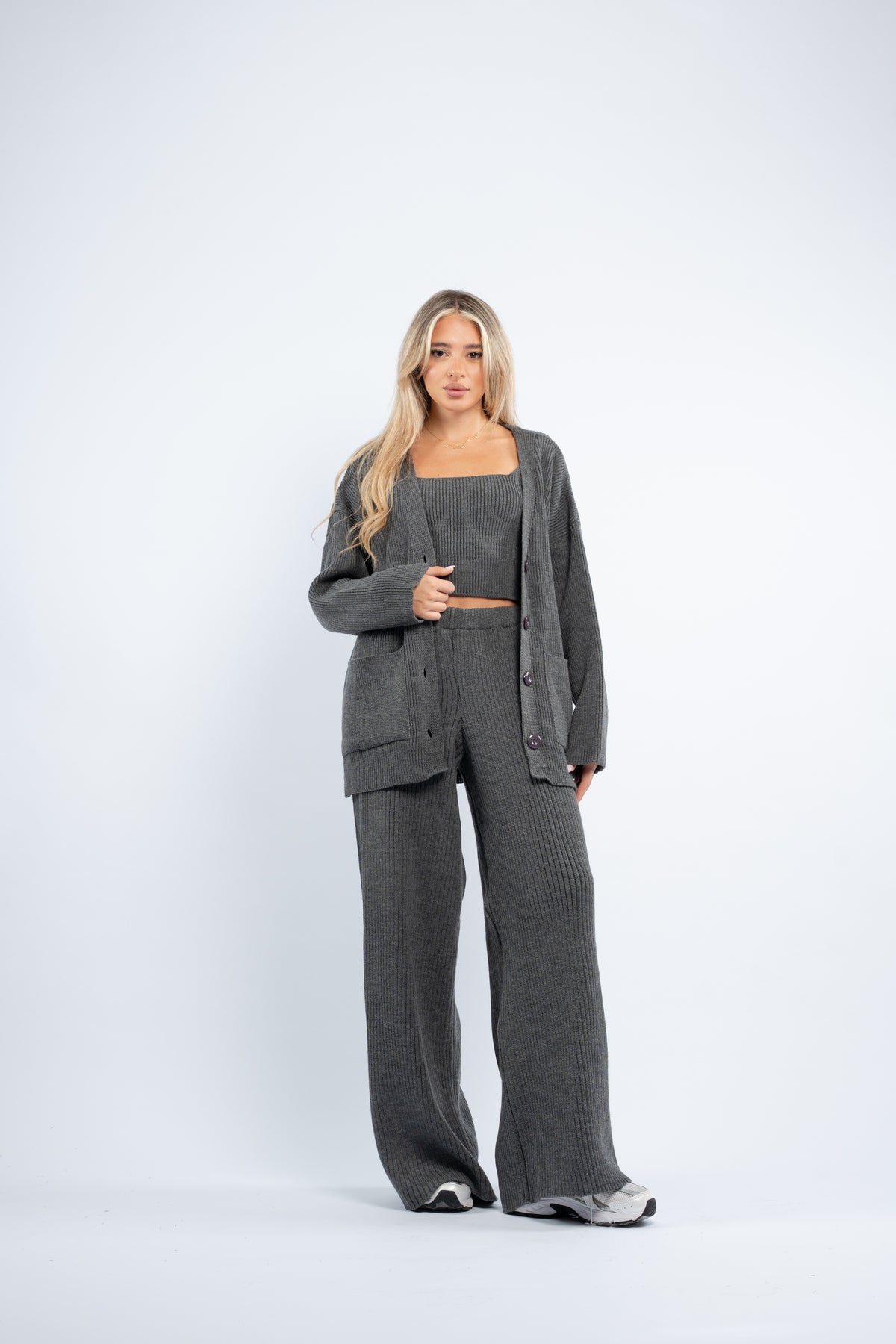 Three- piece wool set