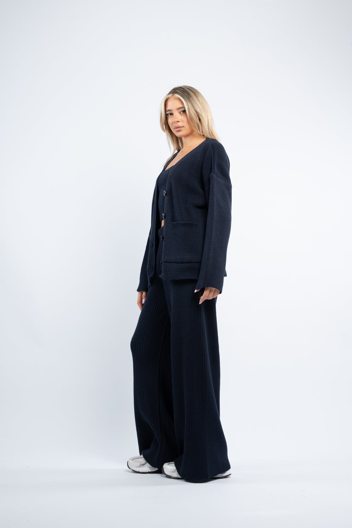 Three- piece wool set