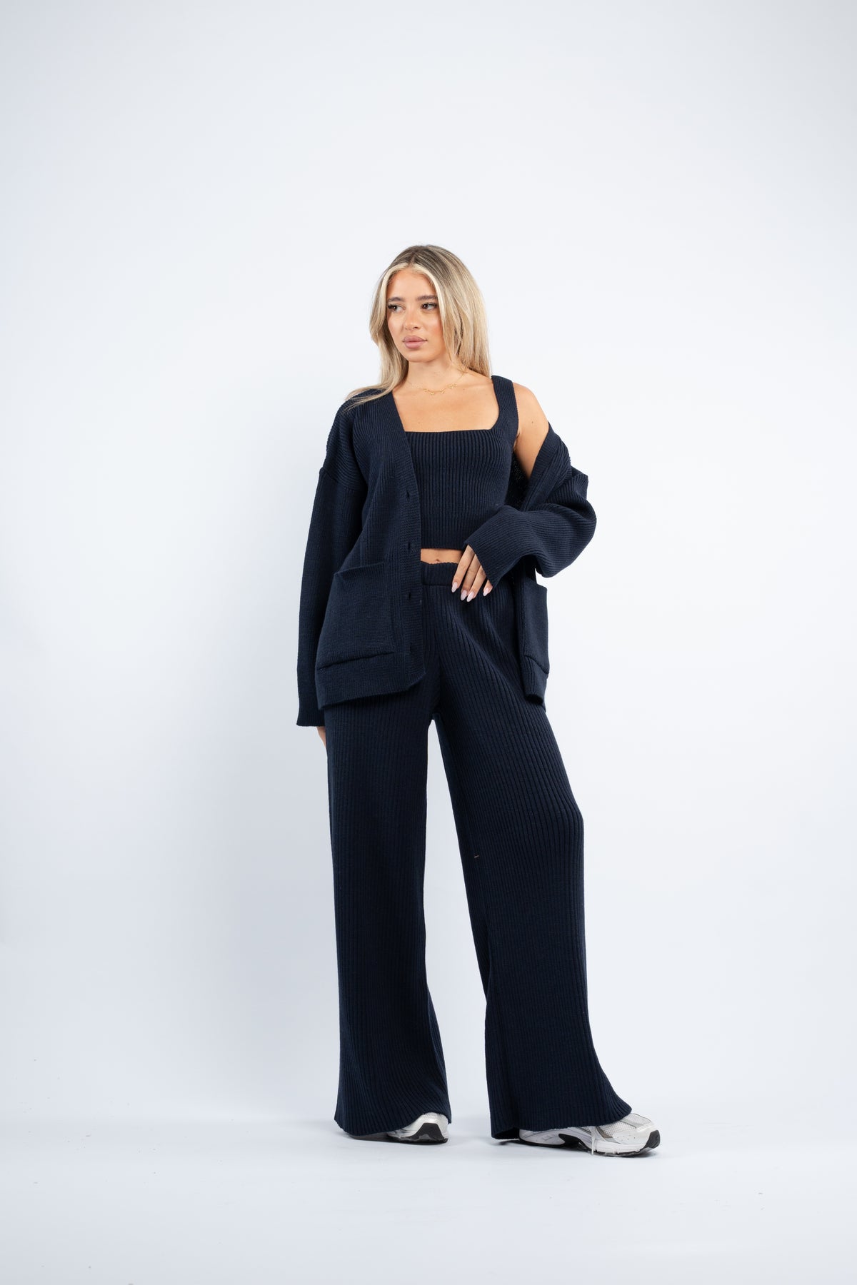 Three- piece wool set