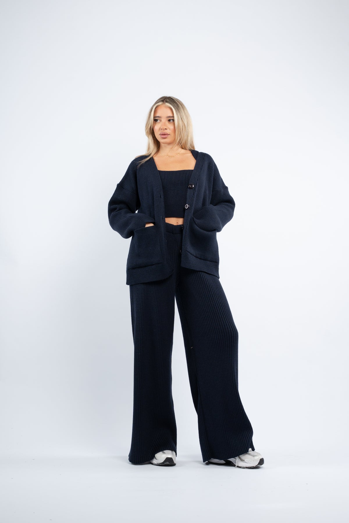 Three- piece wool set