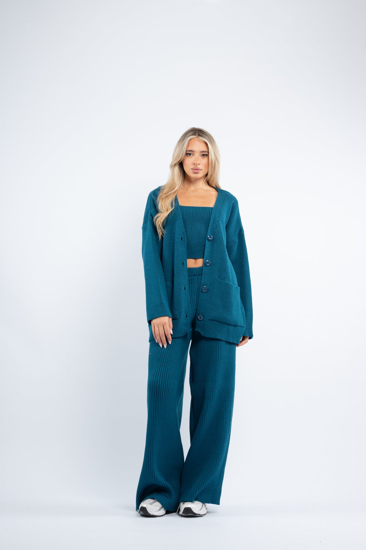 Three- piece wool set