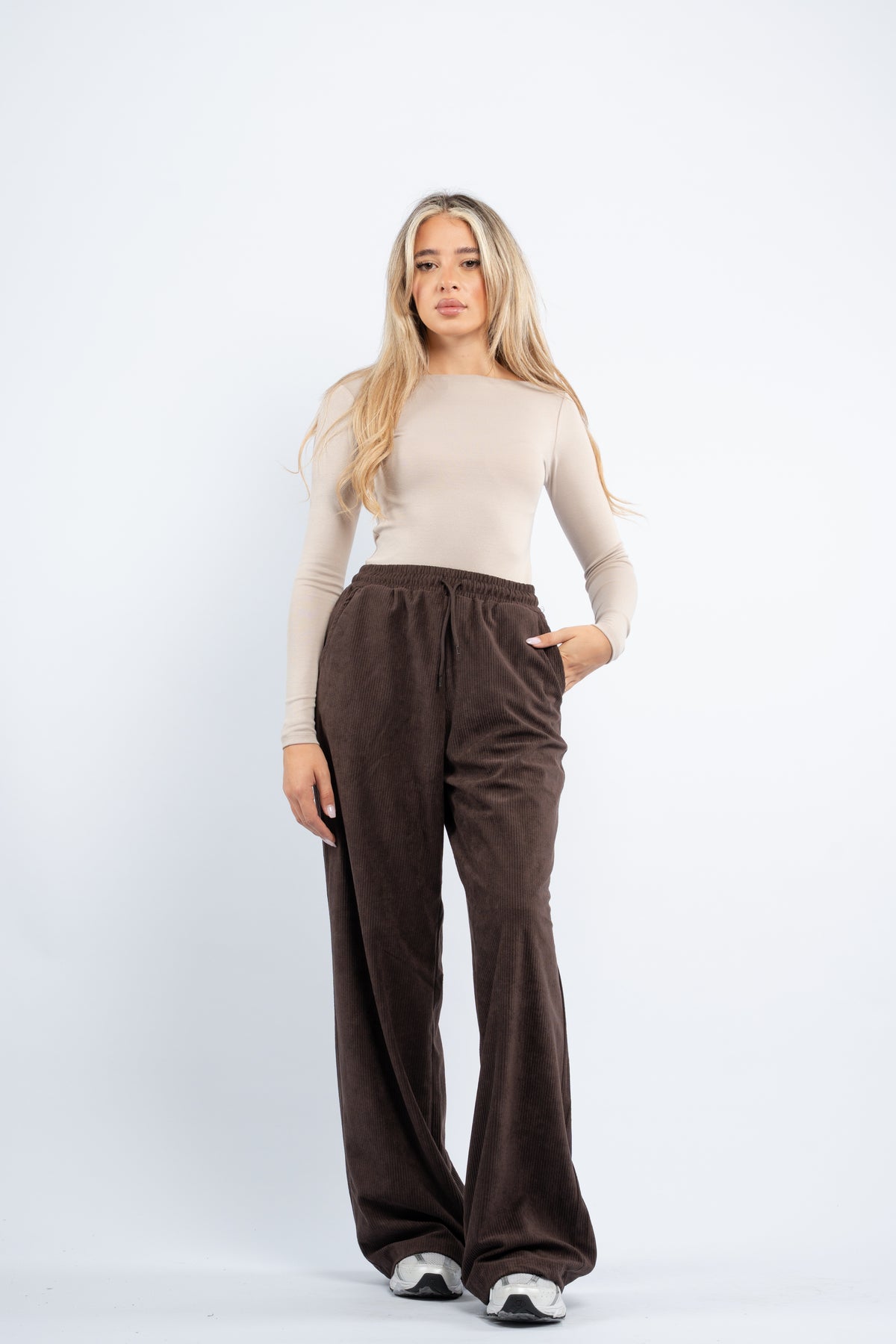 Ribbed corduroy pants