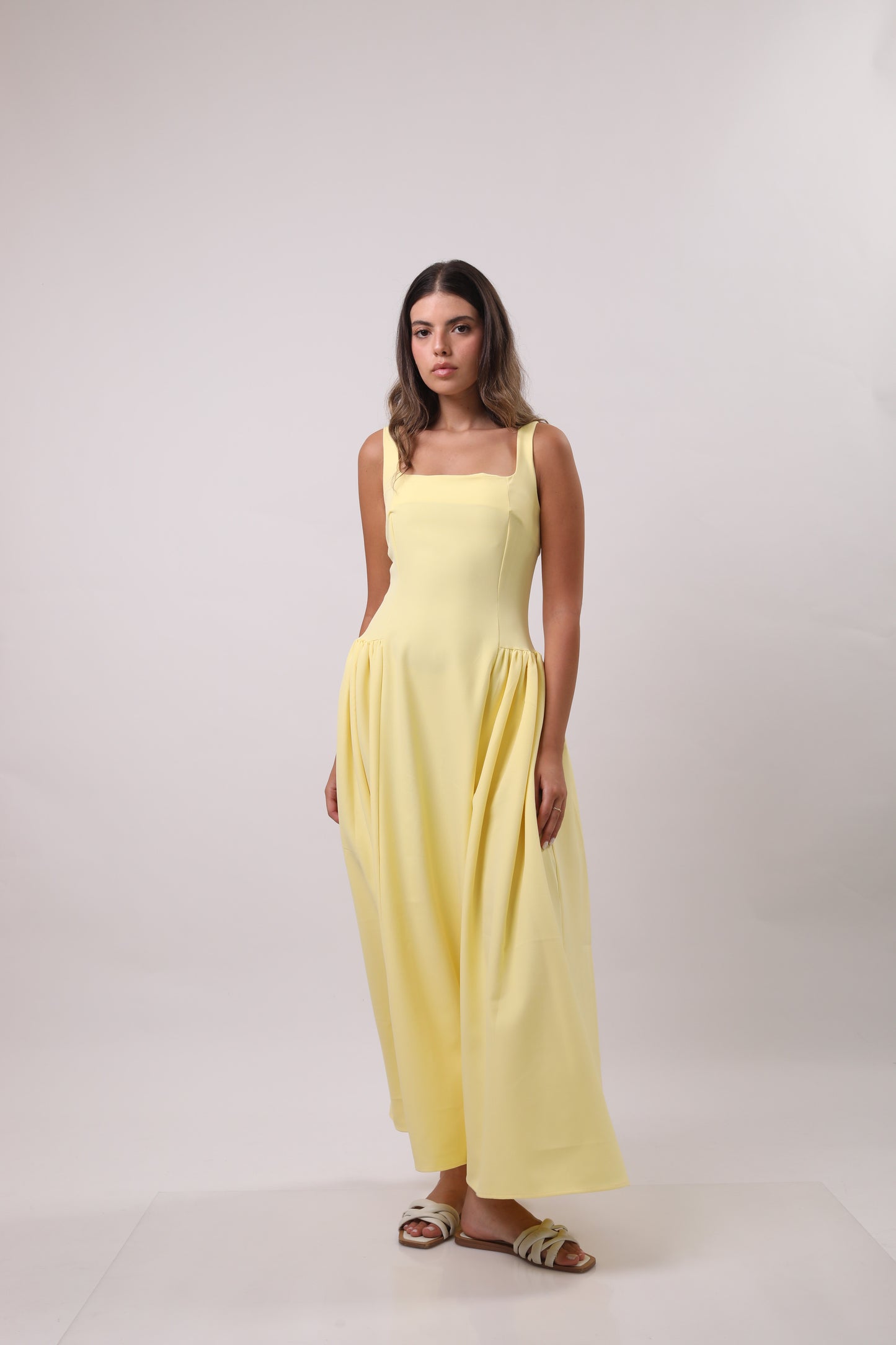 Waist fitted midi dress