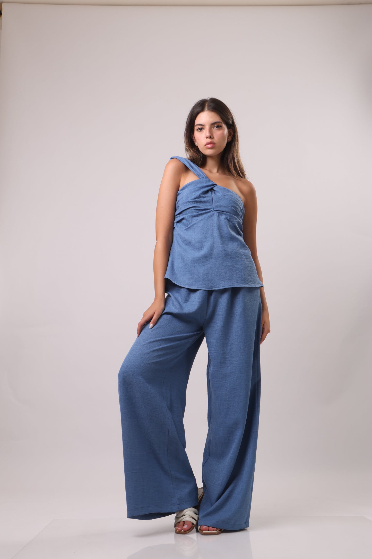 Asymmetrical shoulder linen set