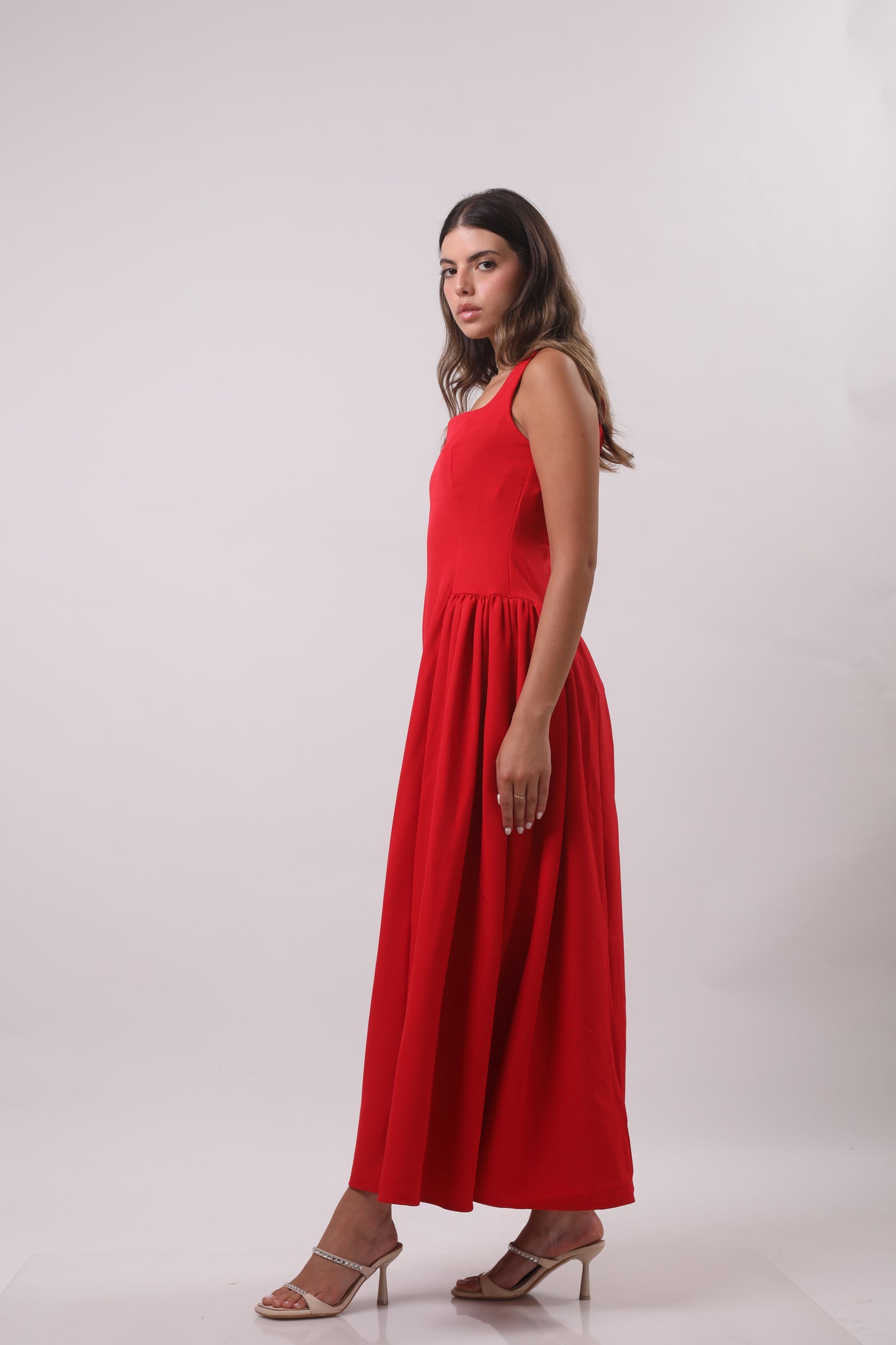 Waist fitted midi dress