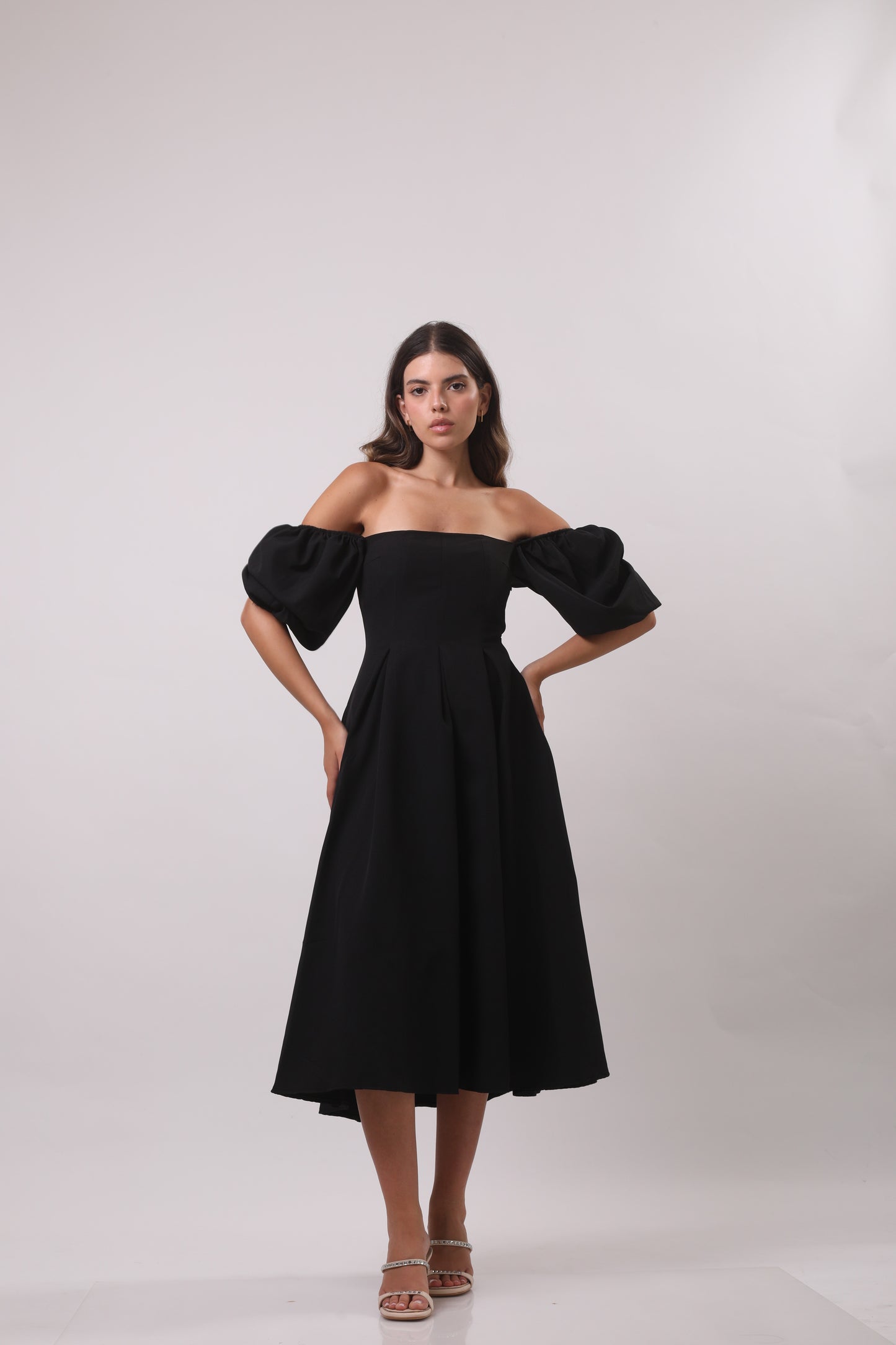Puff sleeve dress