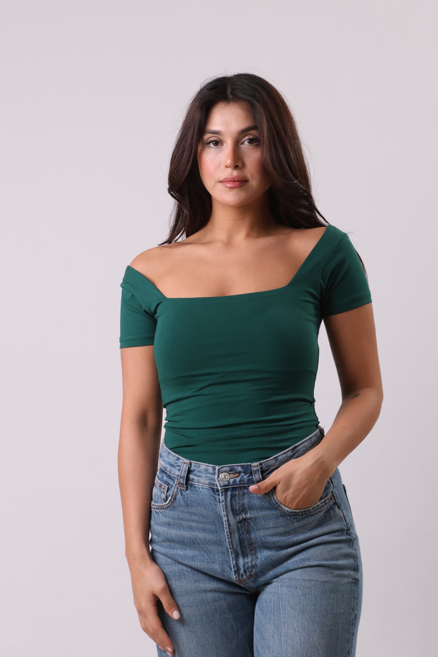 Squared neck shirt