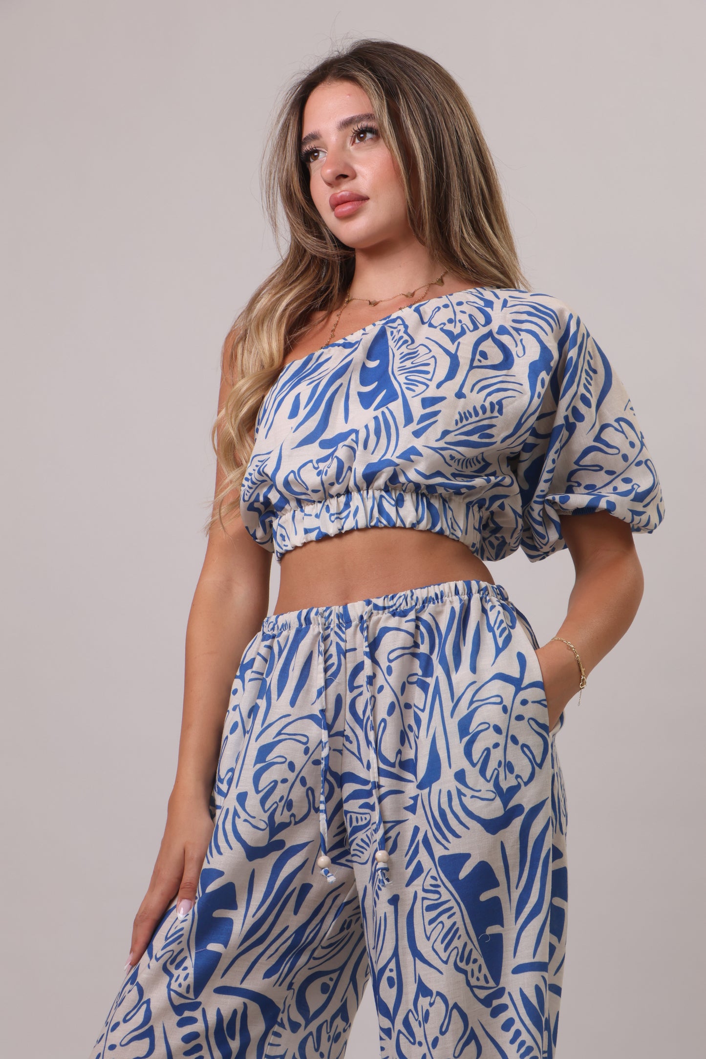 One shoulder printed set