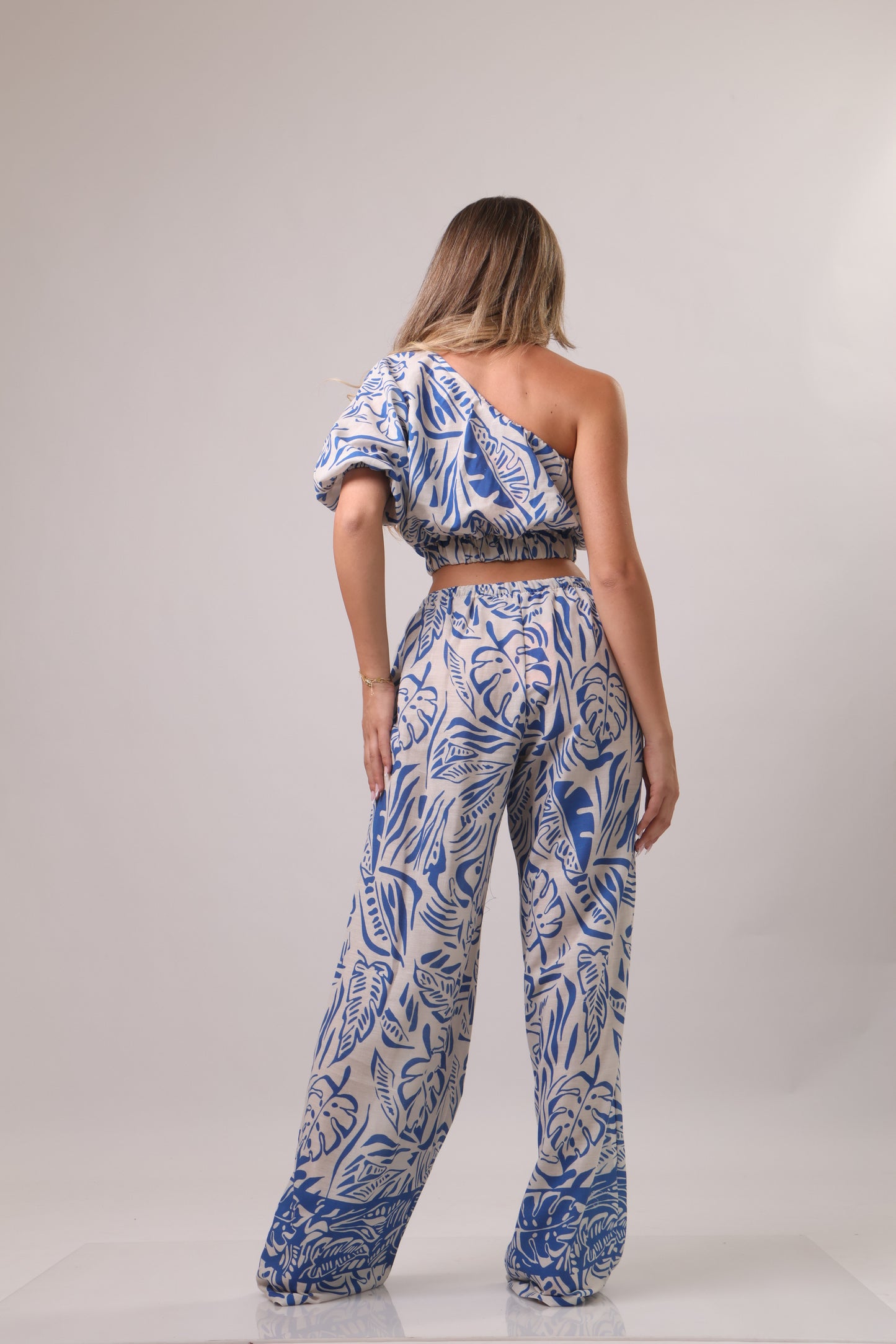 One shoulder printed set