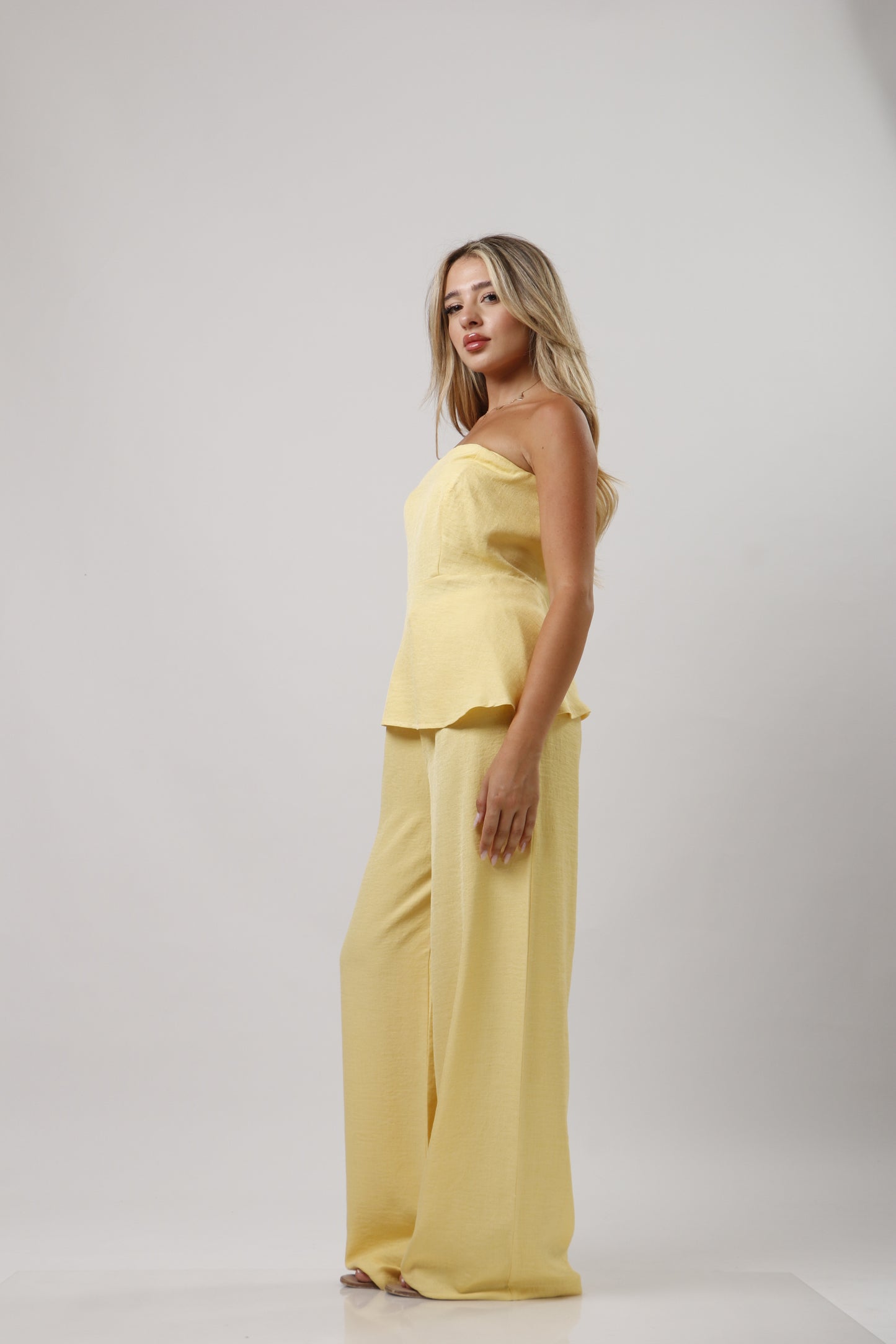 Strapless ruffle linen set