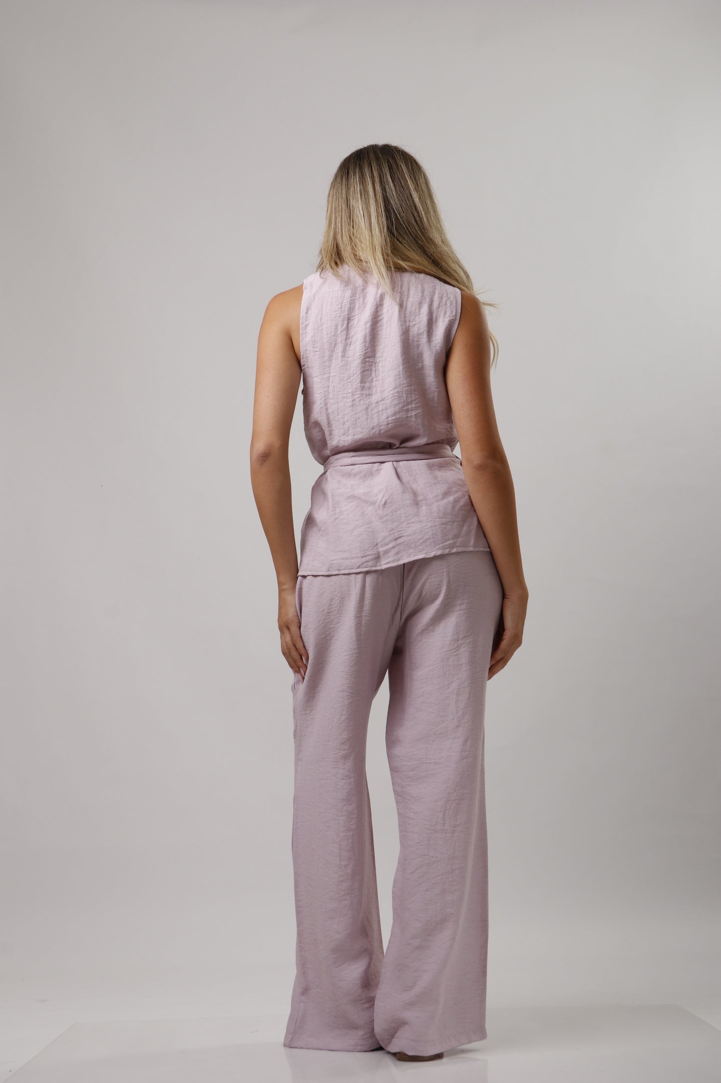 Linen set with belt