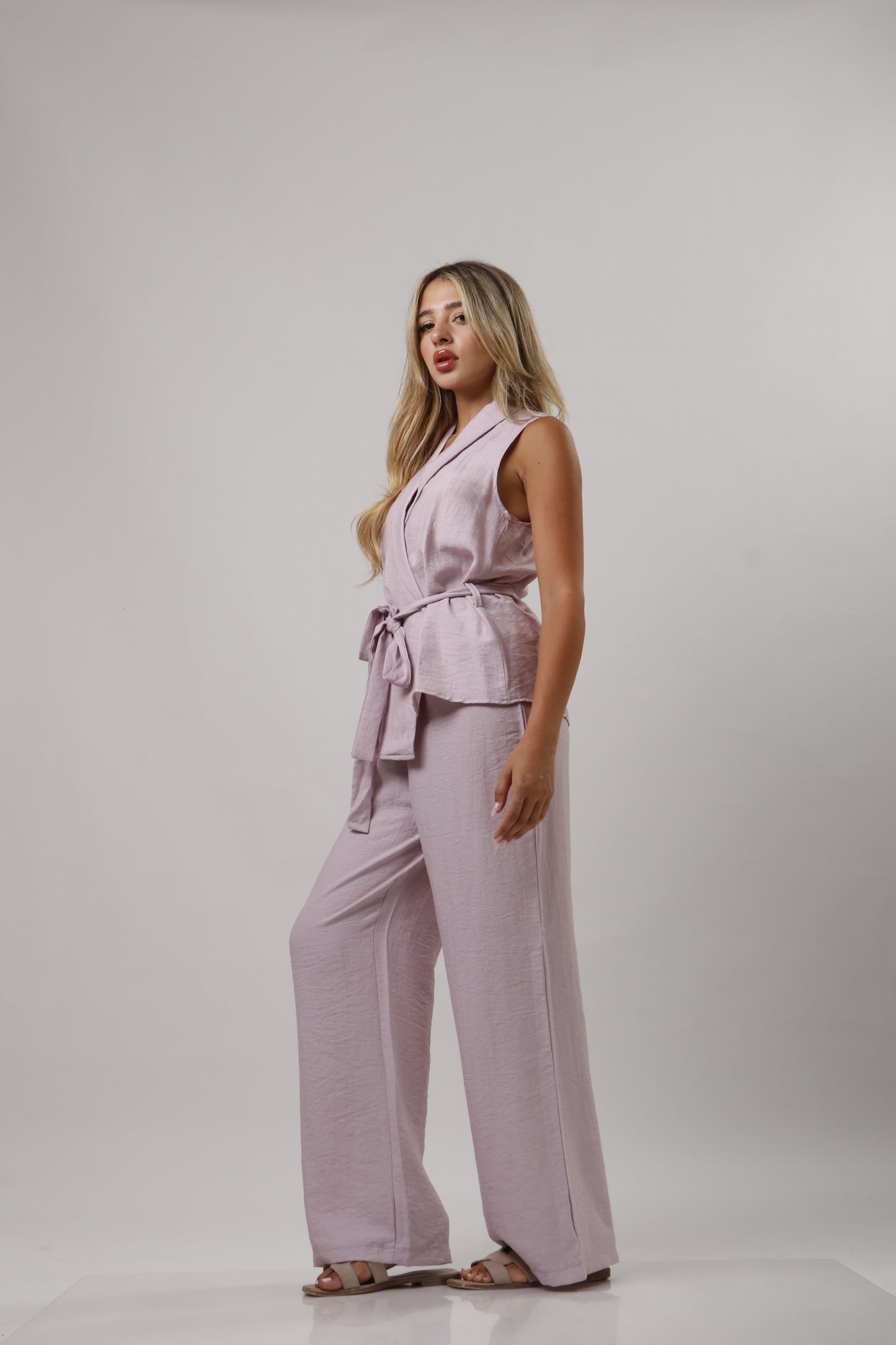 Linen set with belt