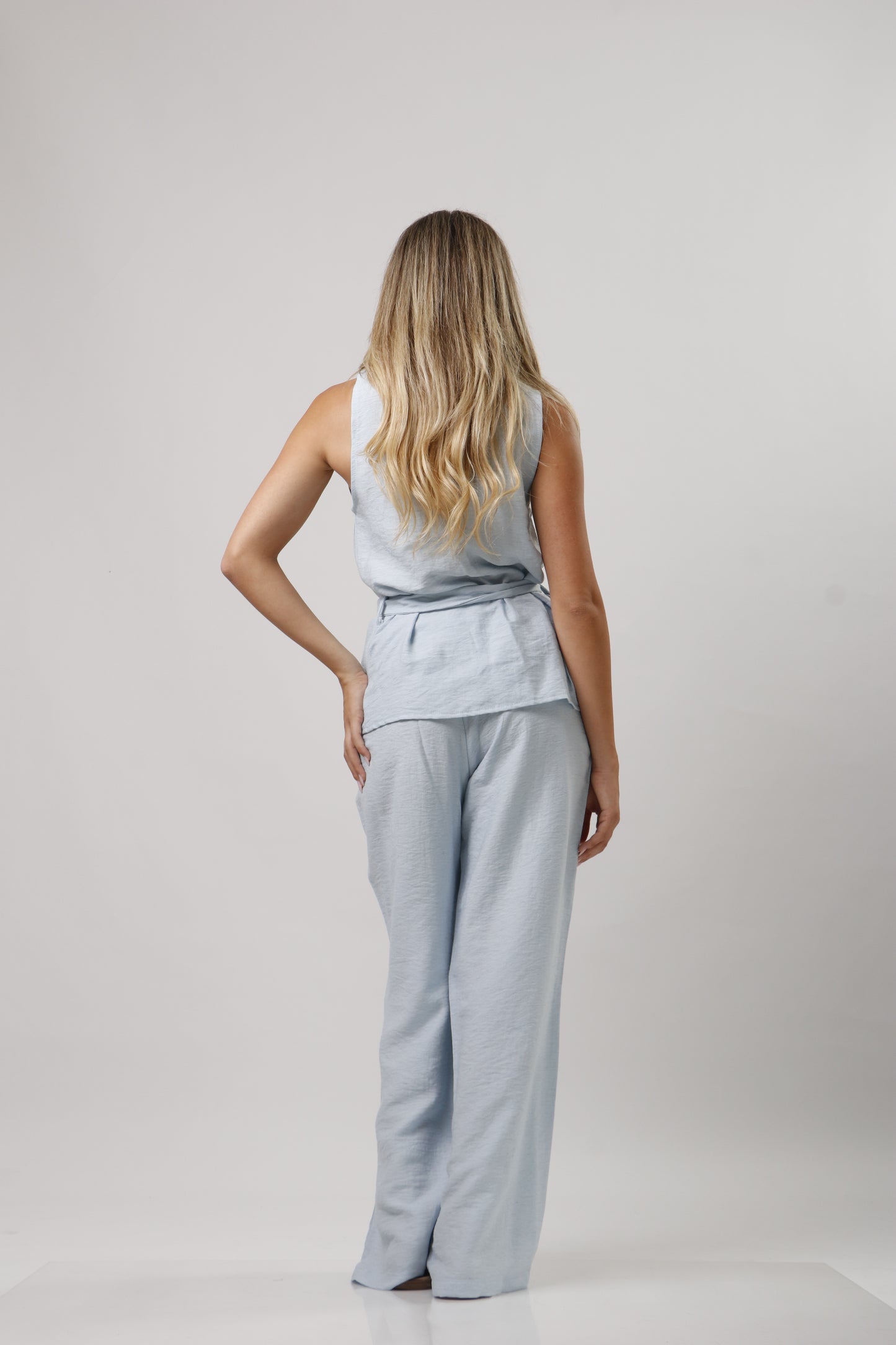 Linen set with belt