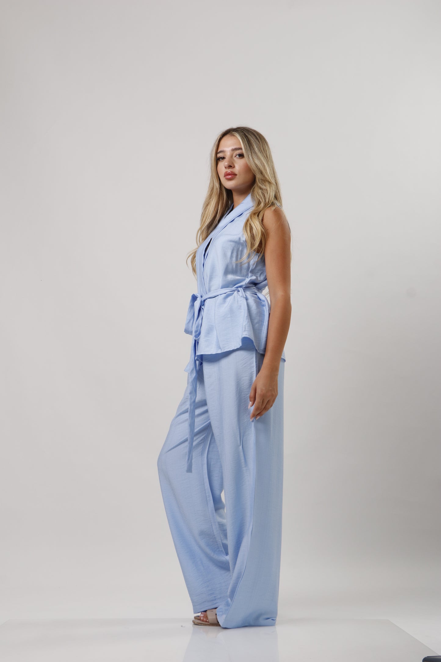 Linen set with belt