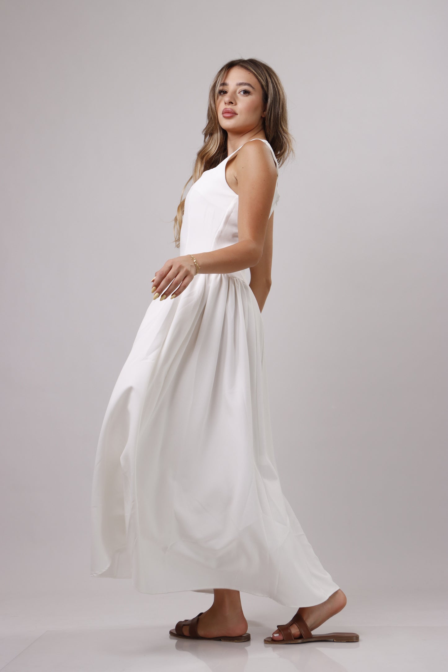 Waist fitted midi dress