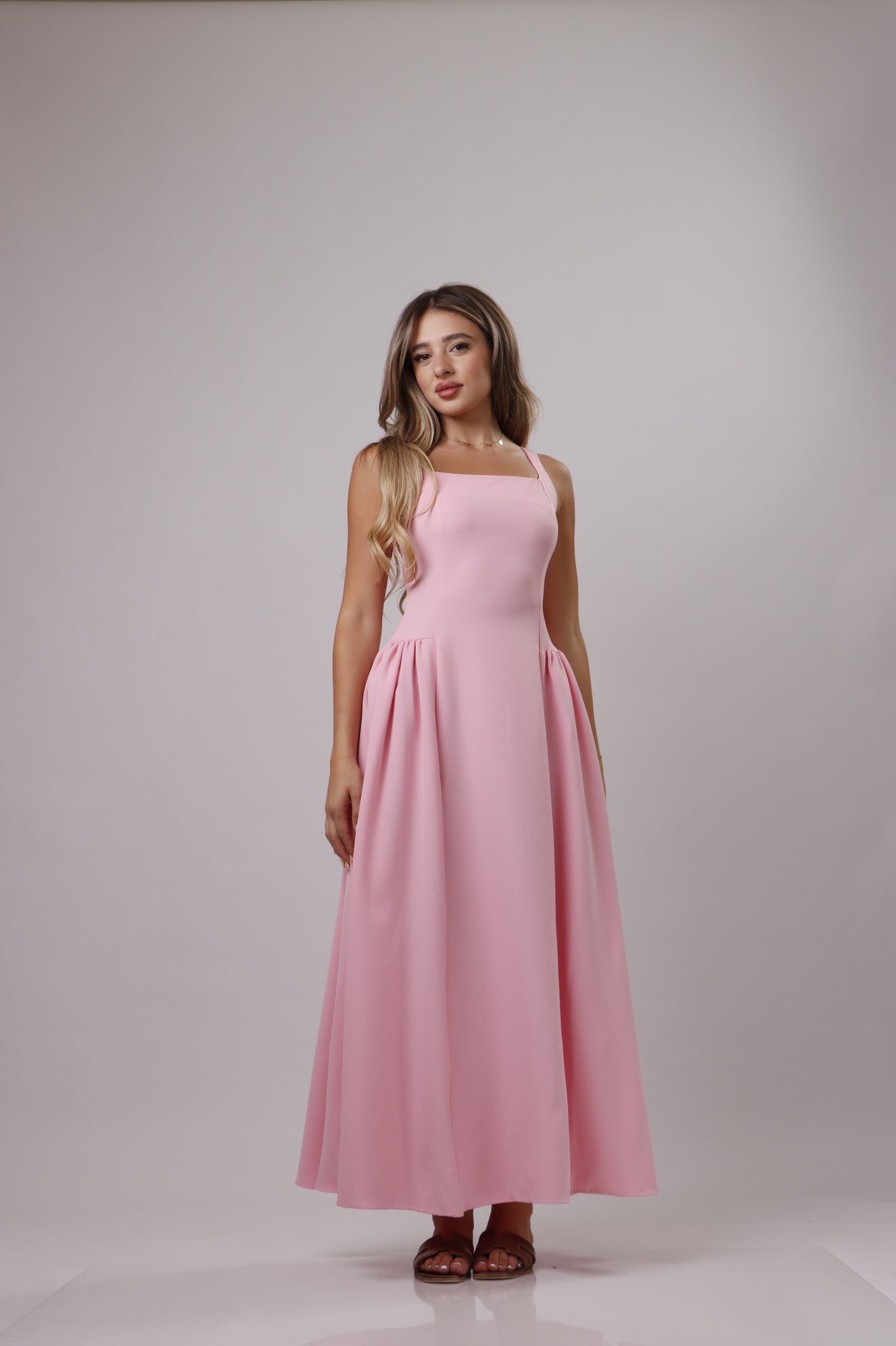 Waist fitted midi dress