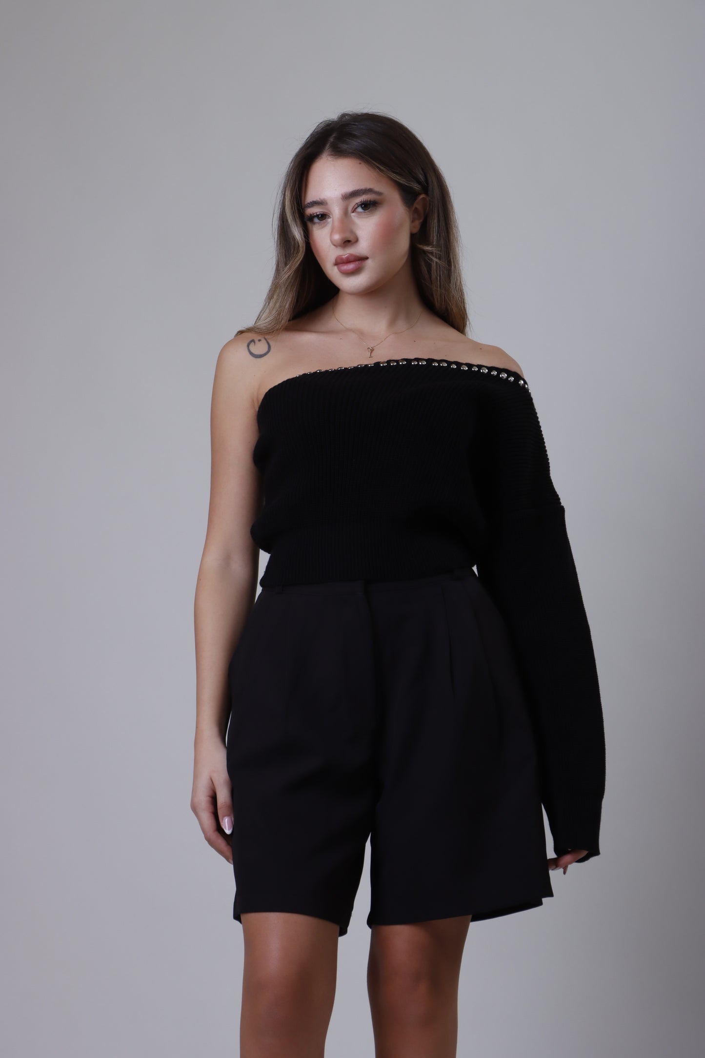 One shoulder wool top