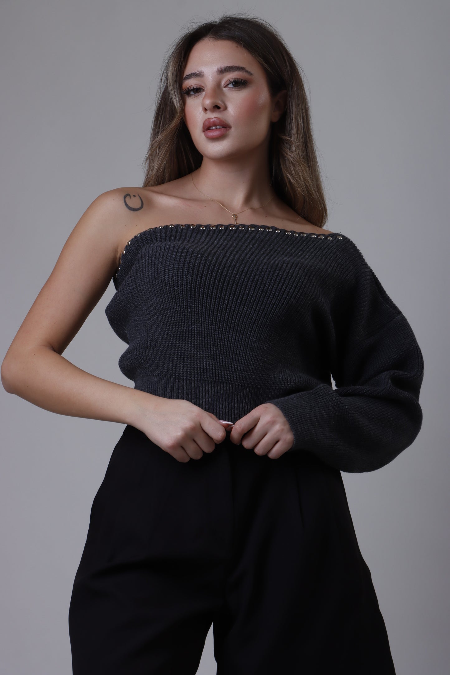 One shoulder wool top