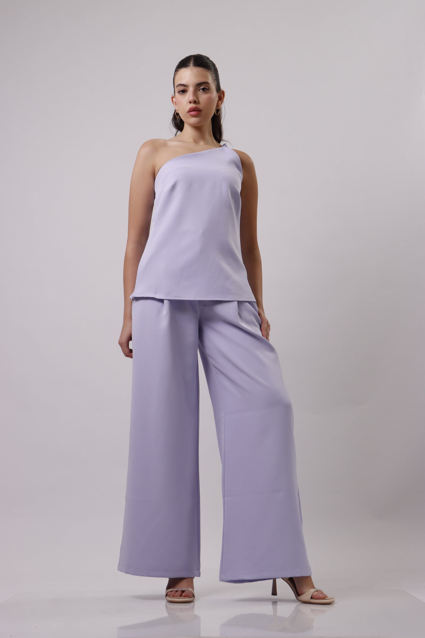 Asymmetric shoulder set