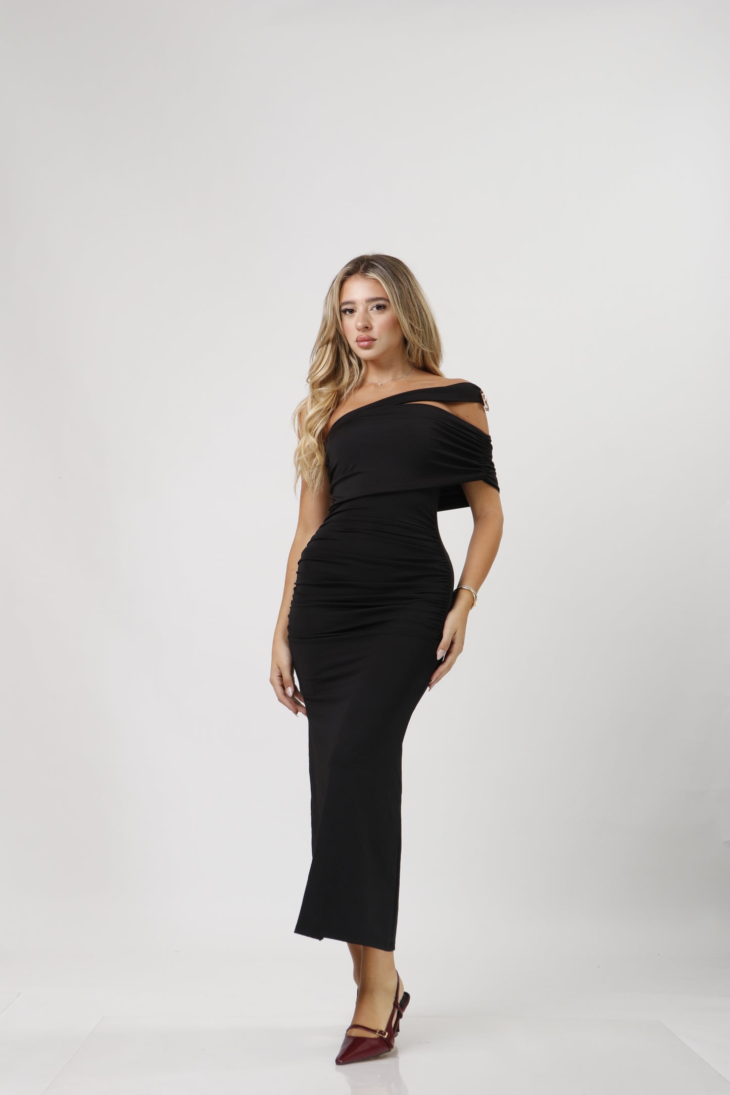 One shoulder dress with gold button