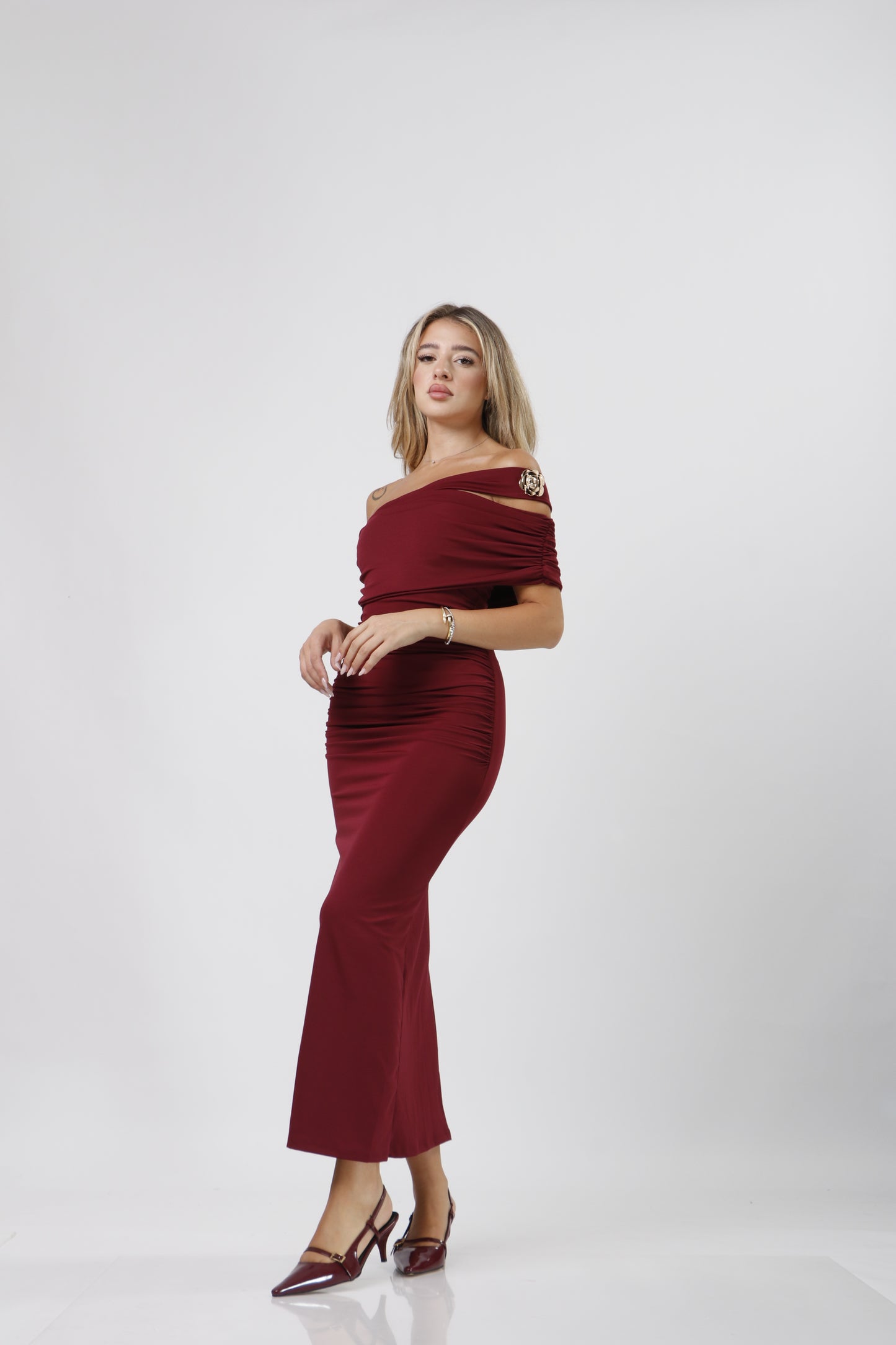 One shoulder dress with gold button