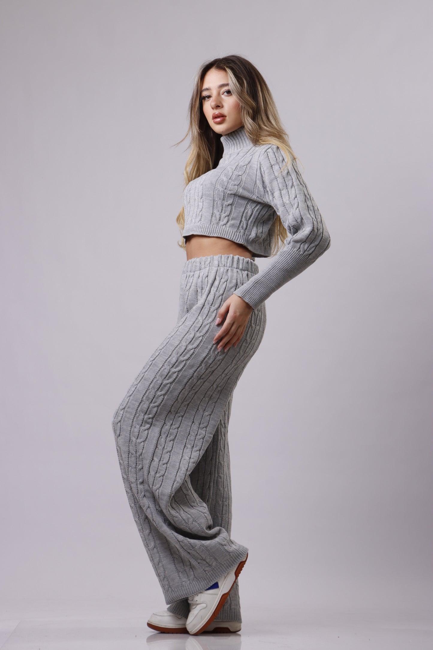 Braided effect cropped set