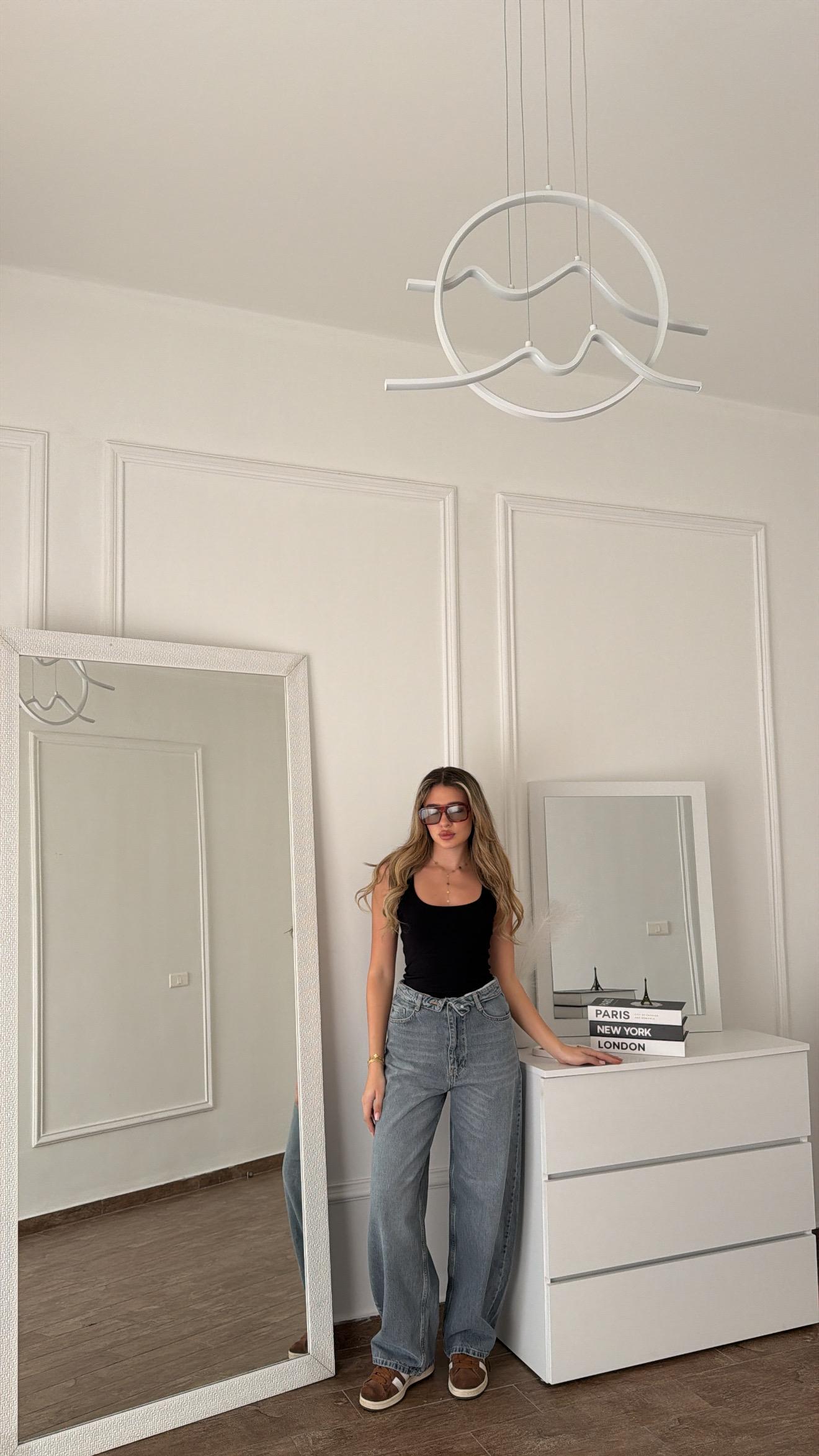 Reversed waist jeans
