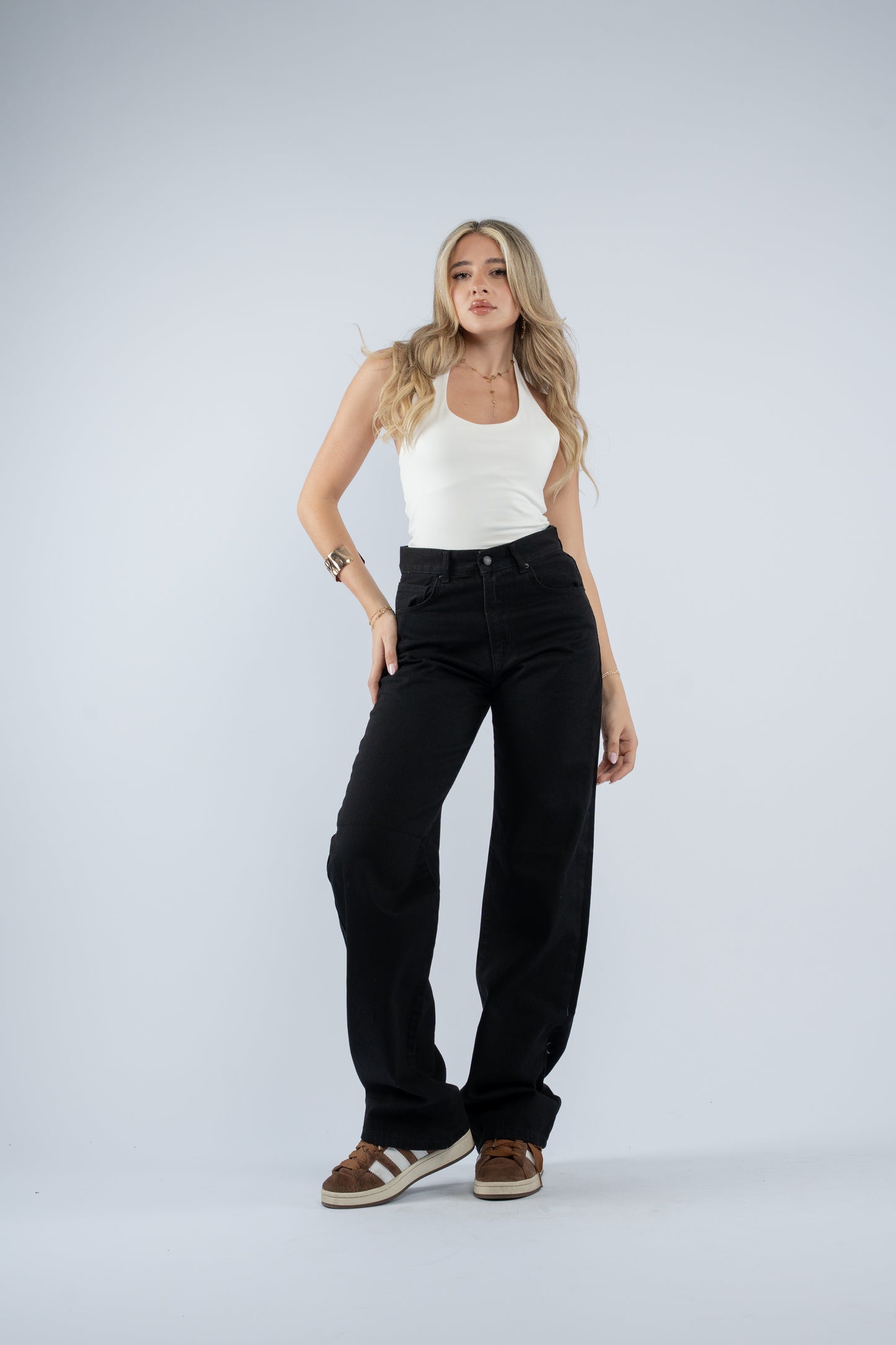 Black loose jeans