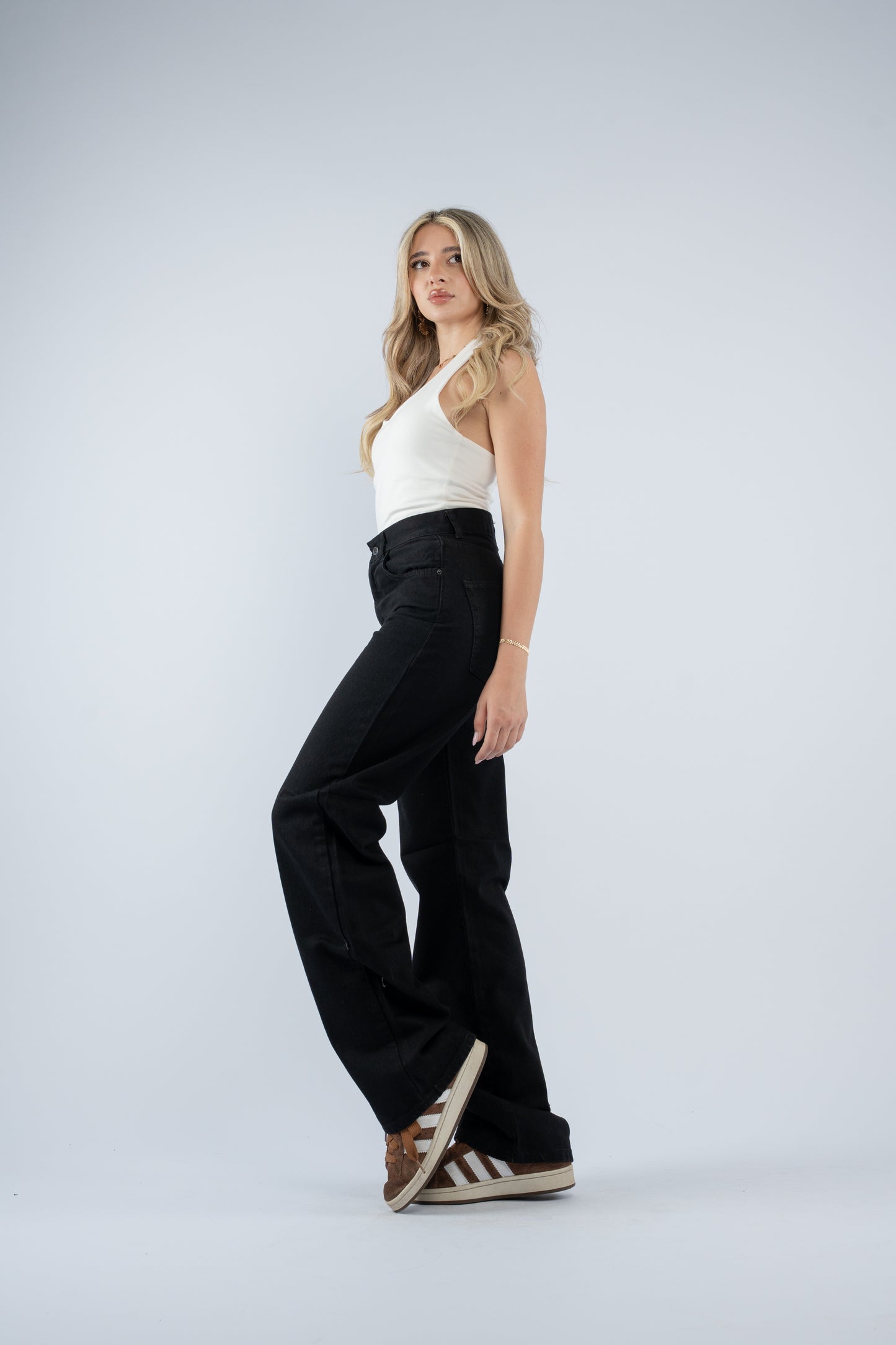 Black loose jeans