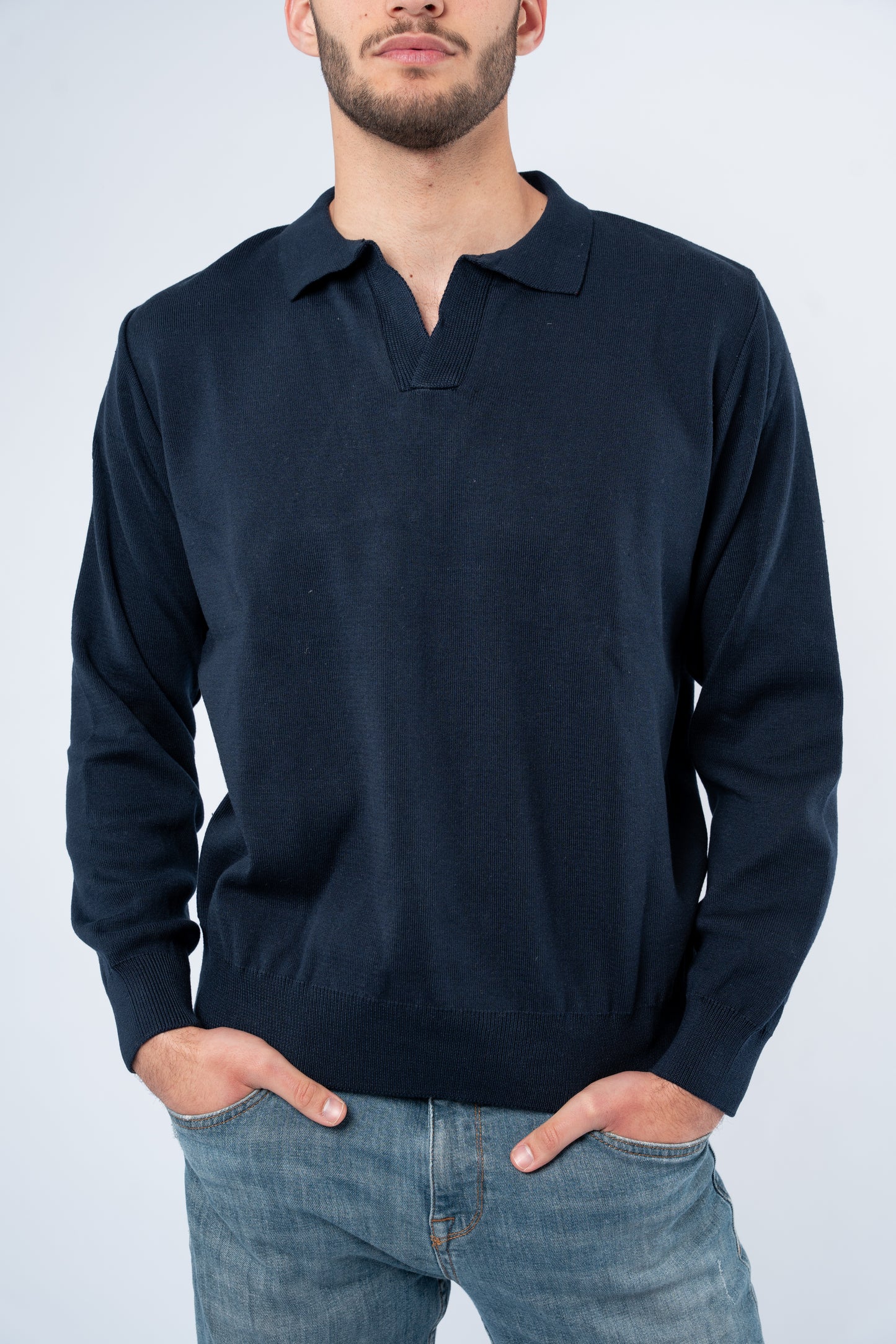 Polo neck wool top