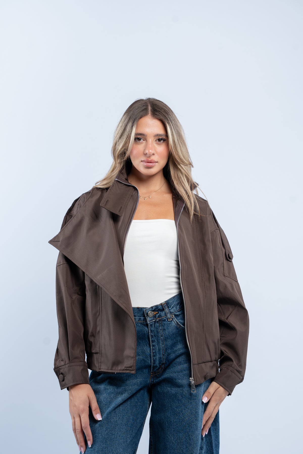 Zip- up collar jacket