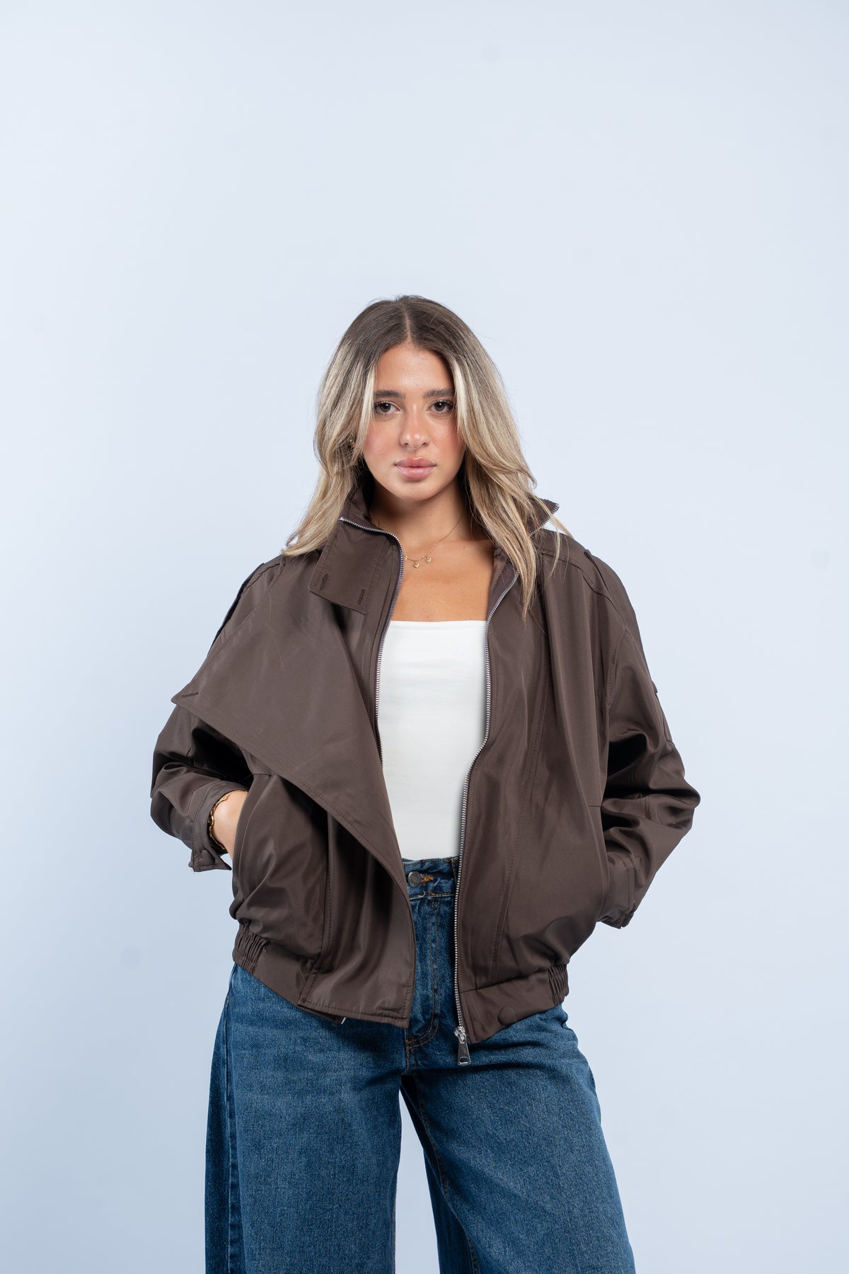 Zip- up collar jacket