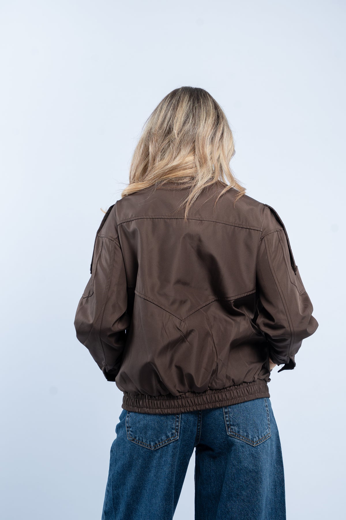 Zip- up collar jacket