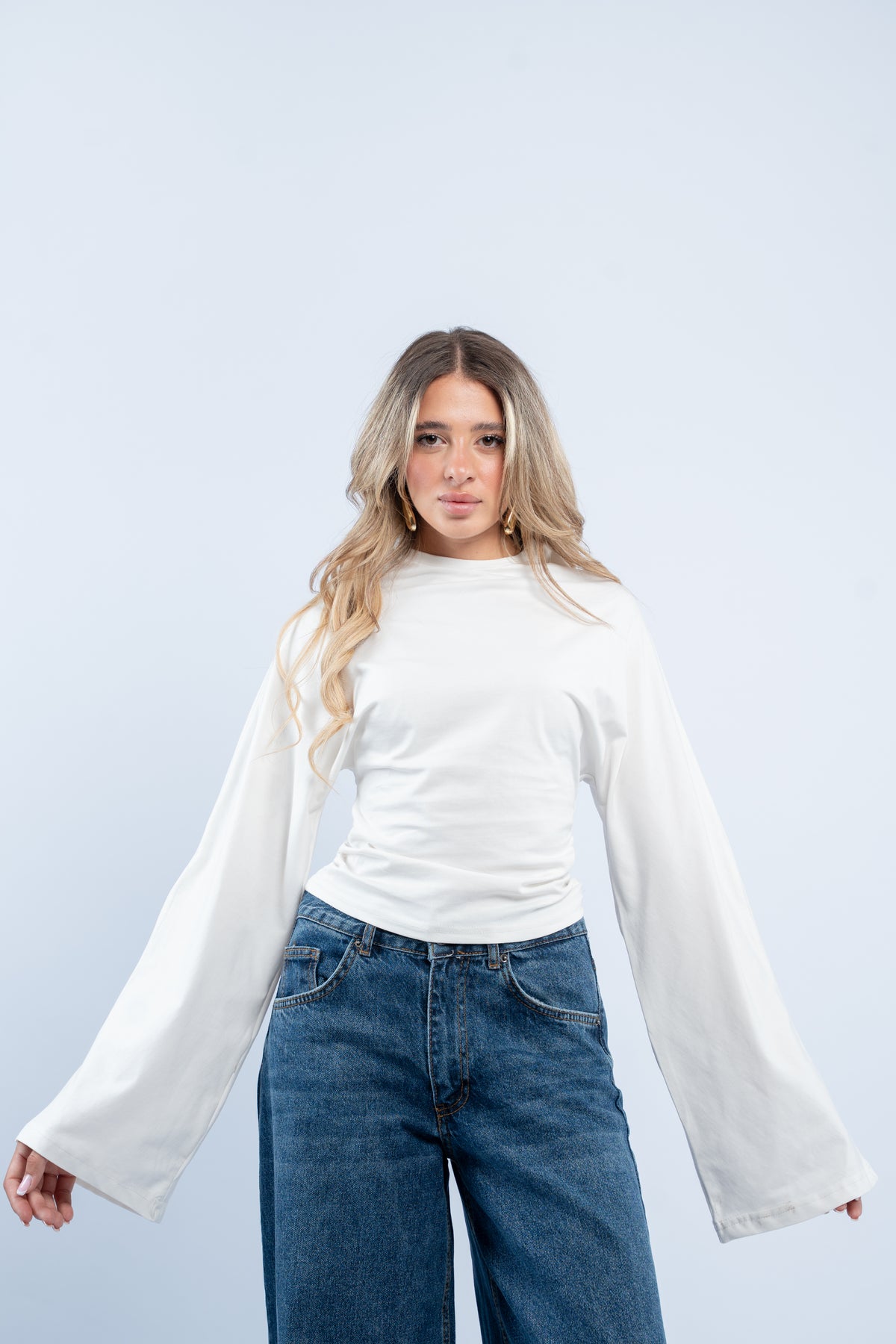 Flared cuff top