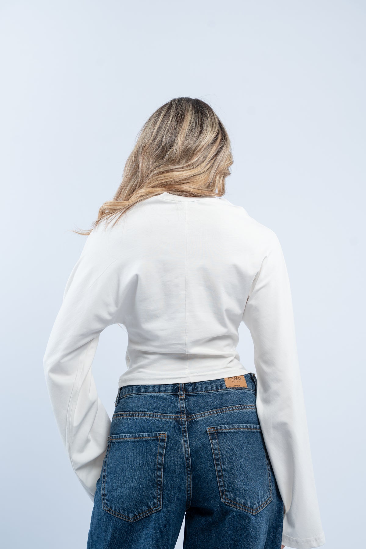 Flared cuff top