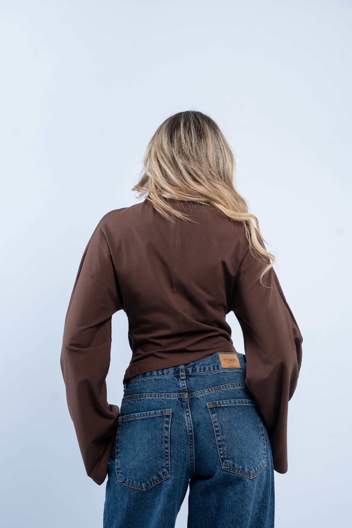 Flared cuff top