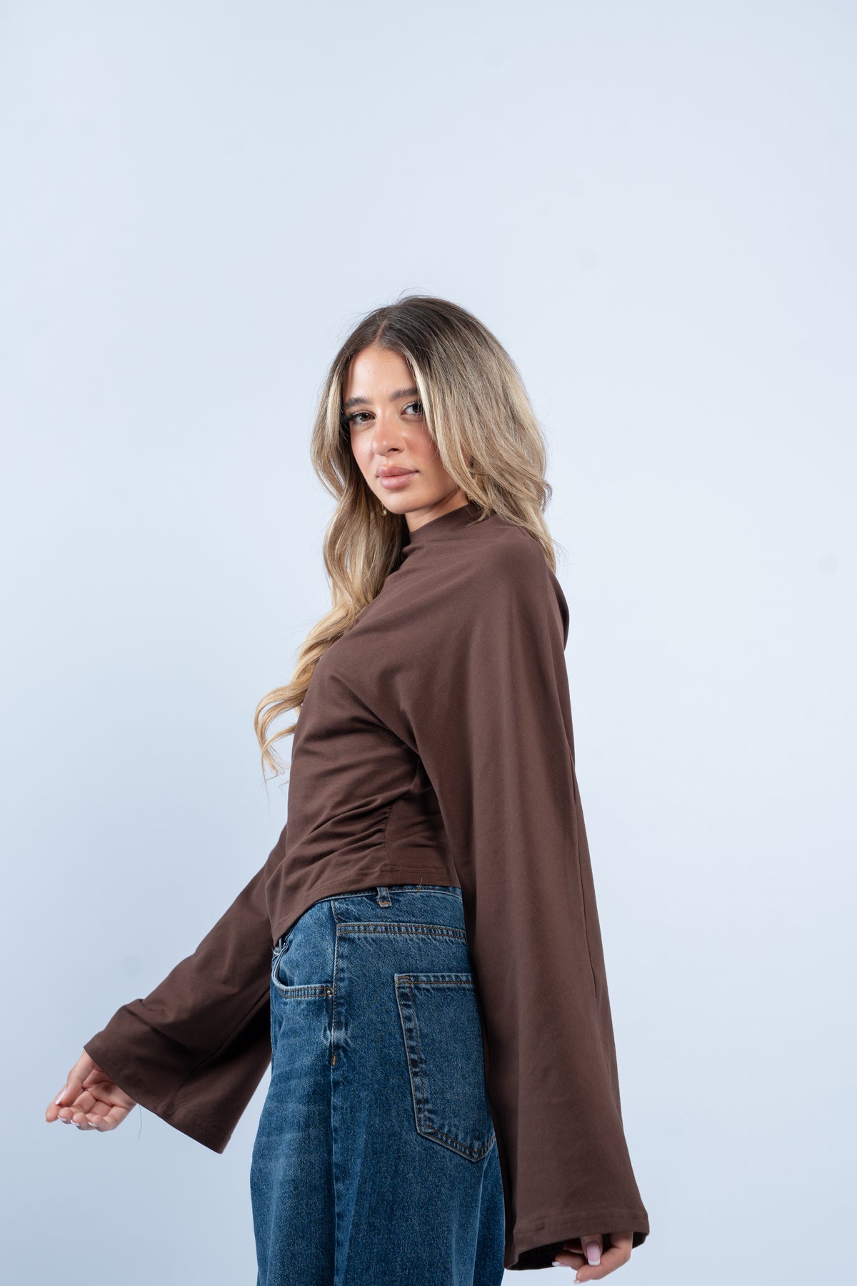 Flared cuff top