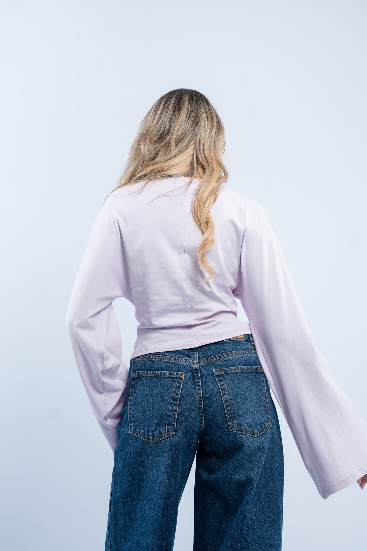 Flared cuff top