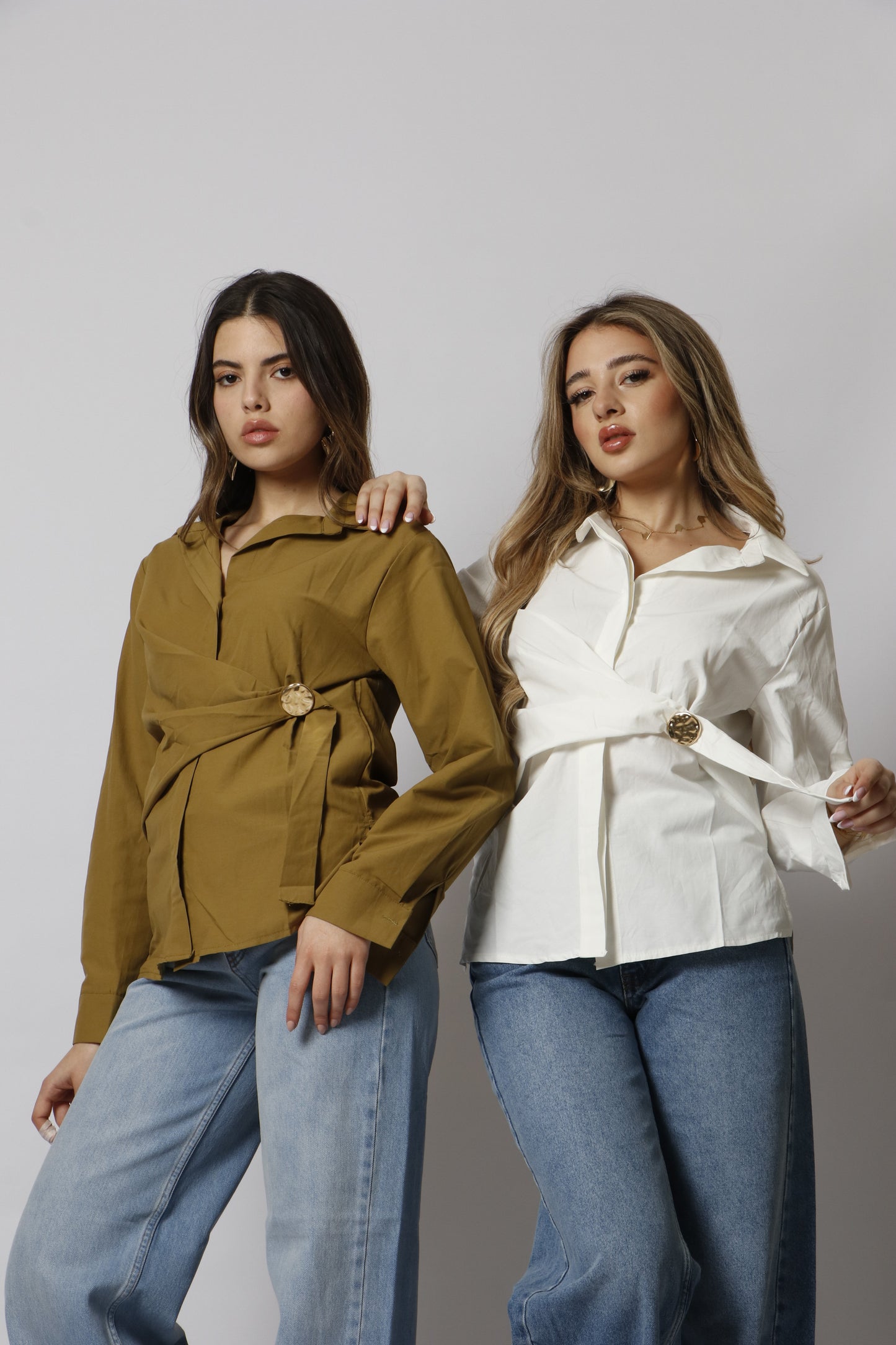Chemise with side button